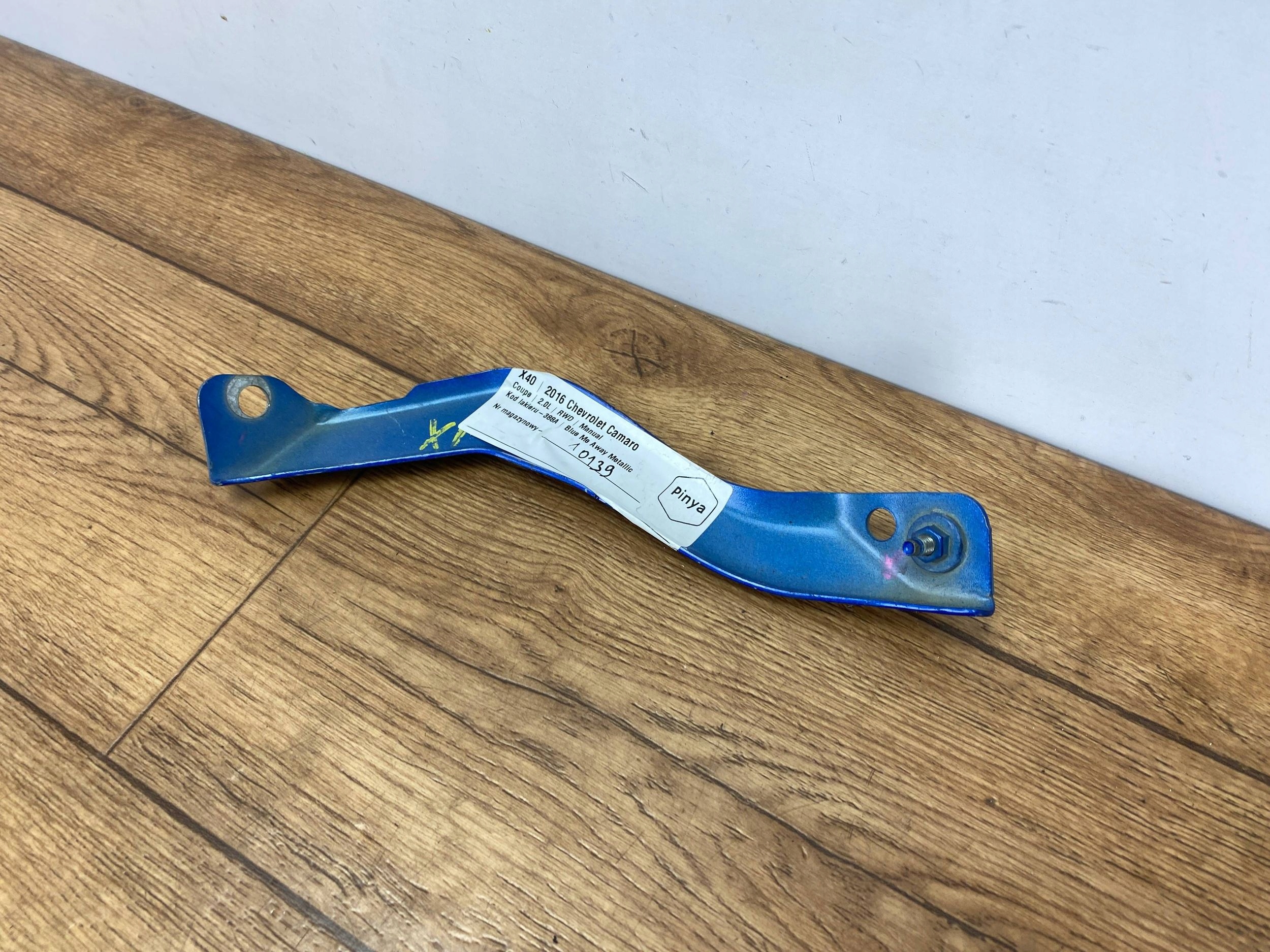 Support plaque Aile Chevrolet Camaro 2016+