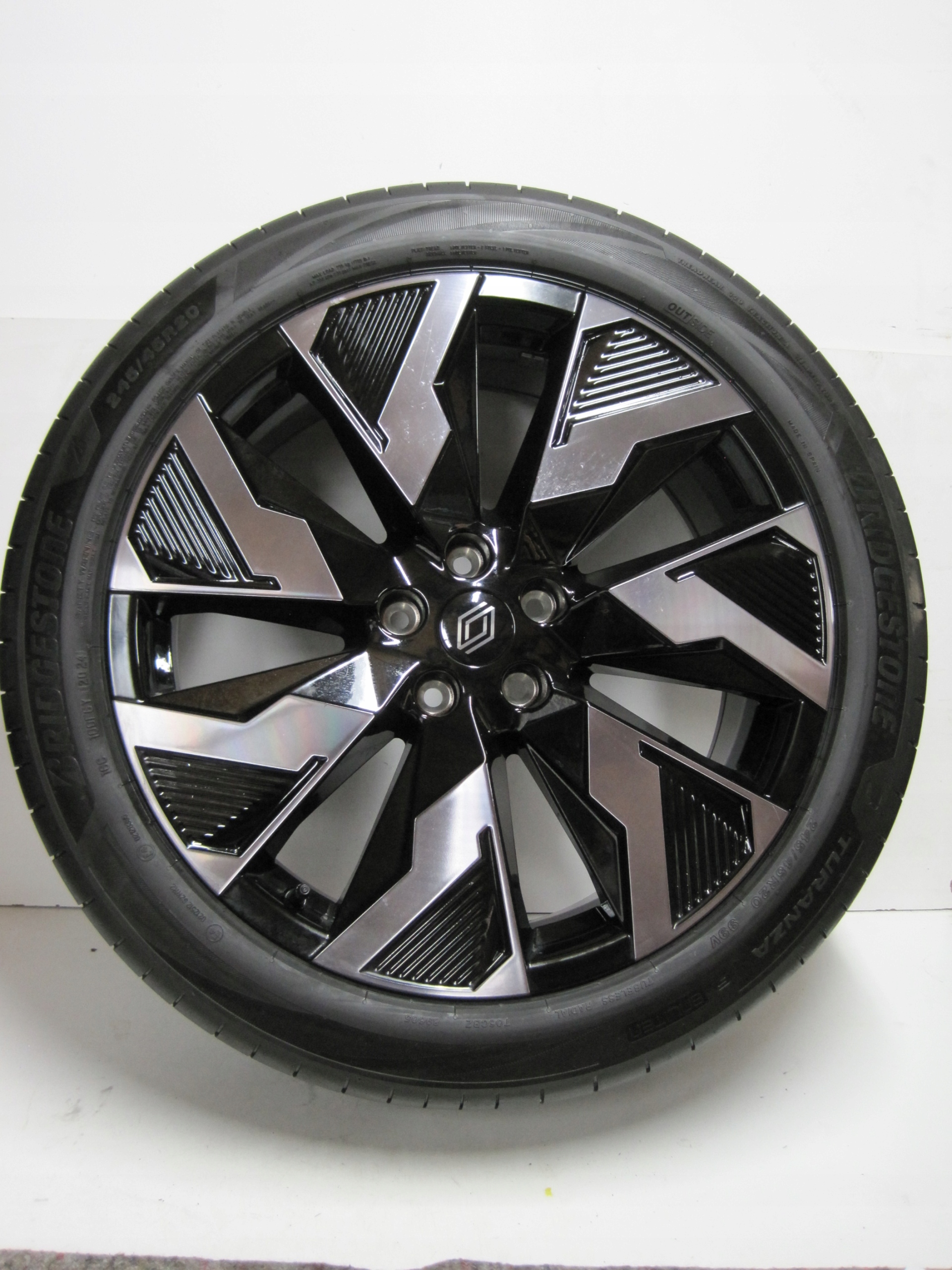 wheels discs tyres RENAULT RAFALE R20 5MM