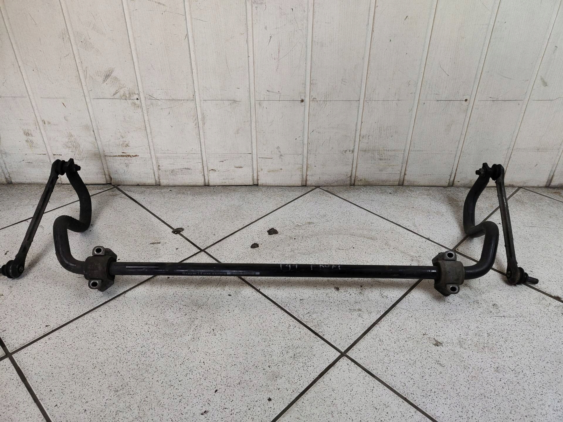 stabilizer rod front Mercedes-Benz E w212 W212 2011