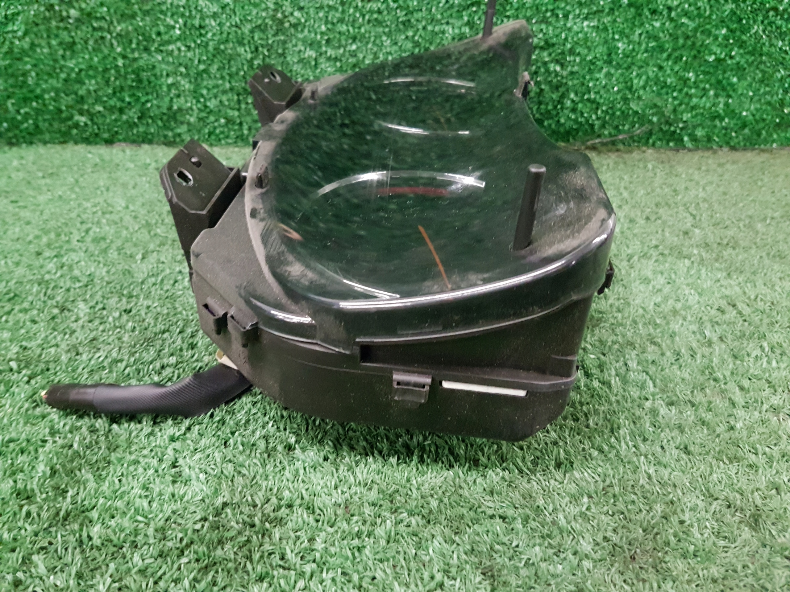 dials dials TOYOTA AVENSIS T27 2.0 D 83800-05L70