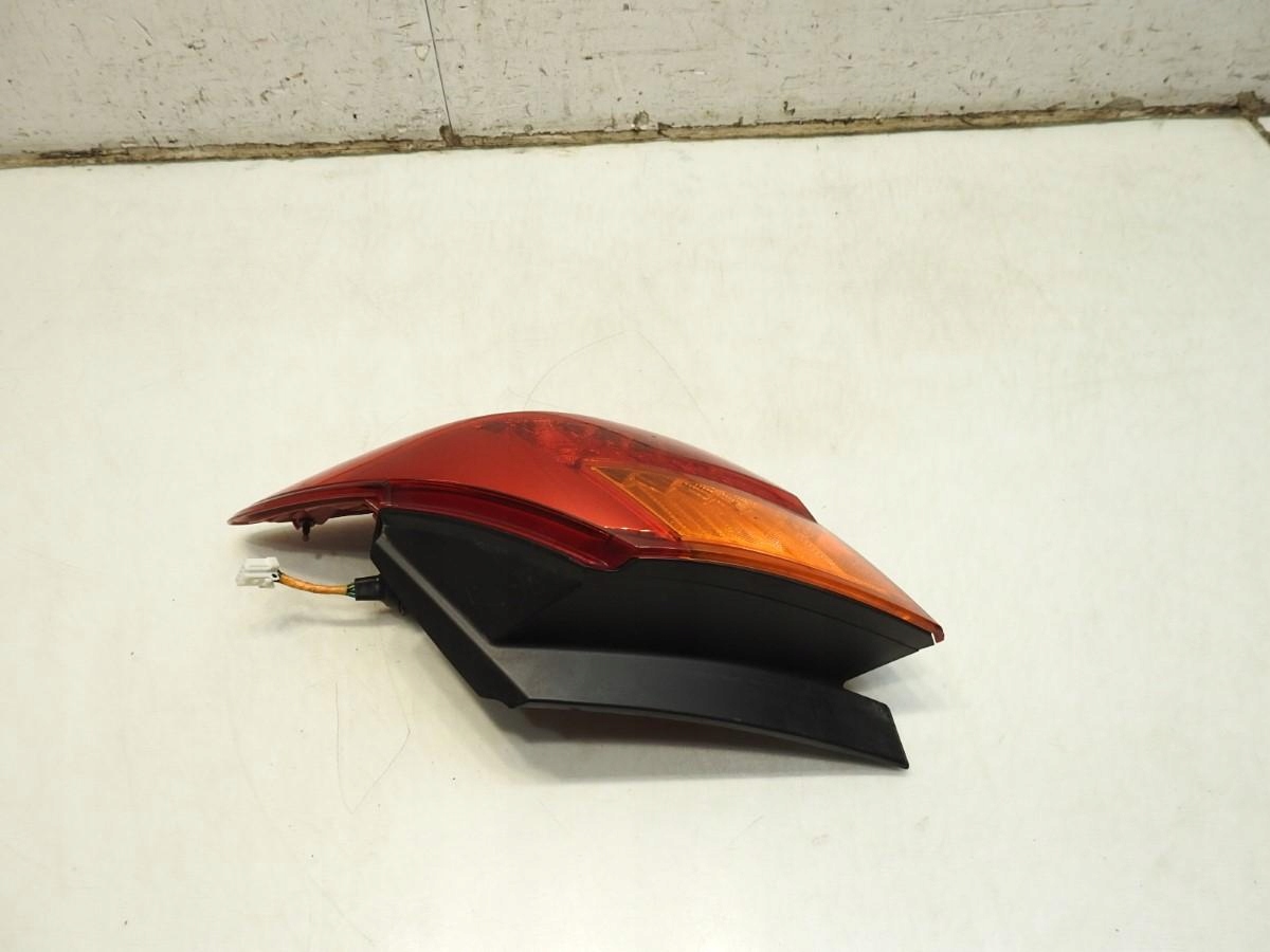 LAMPA PRAWY TYŁ NISSAN MURANO Z51 Numer katalogowy części .