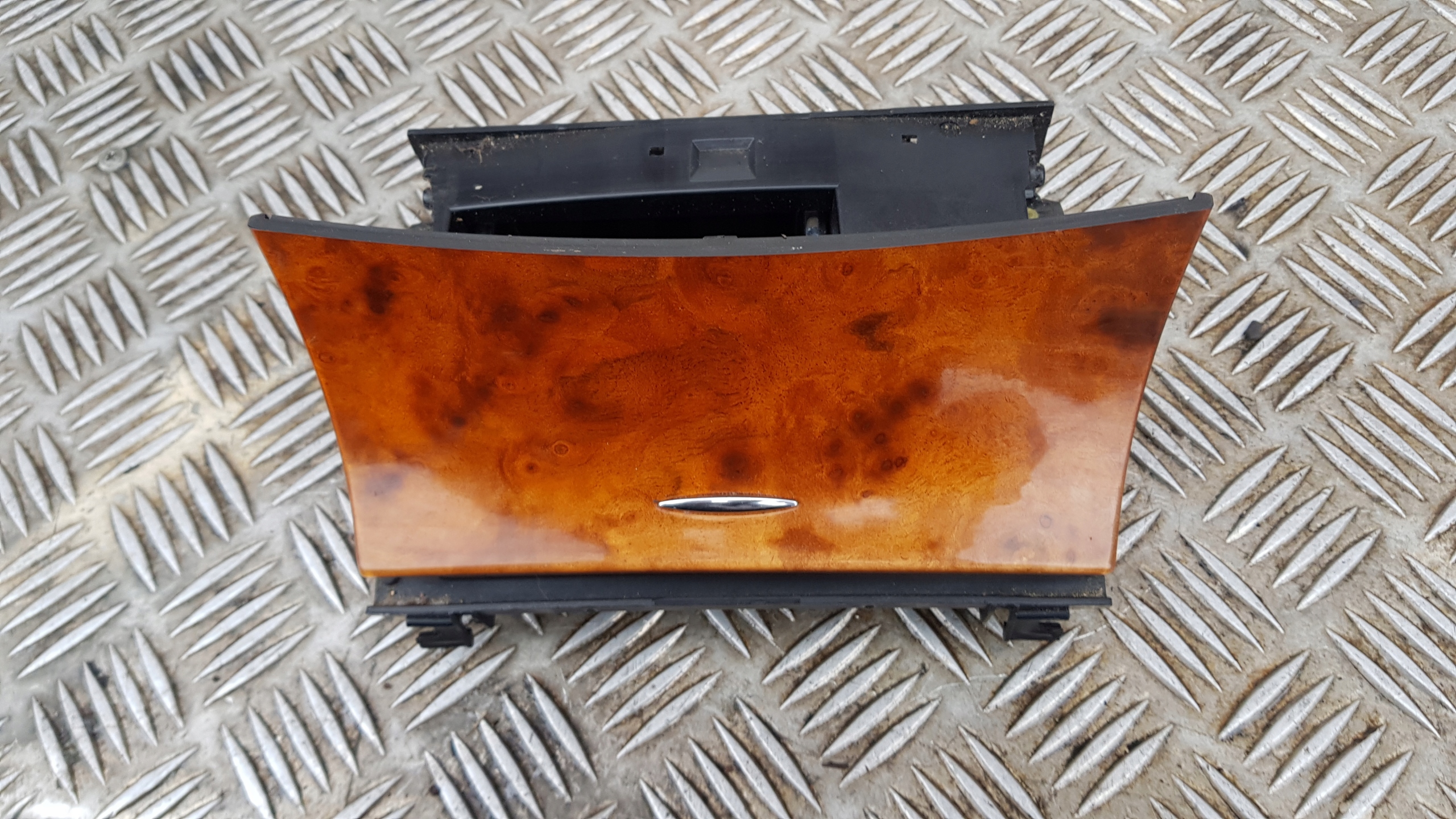 MERCEDES W211 ashtray passenger compartment wood