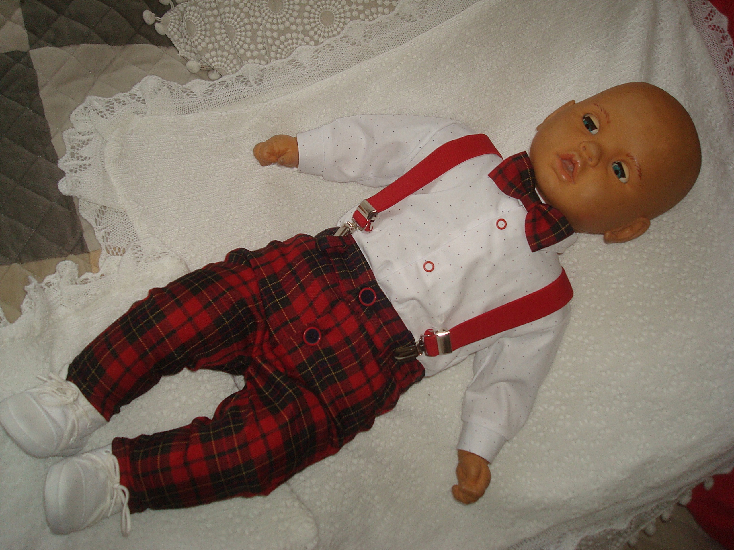 KRATKA KOMPLET UBRANKO/CHRZEST /CHRZTU/ WESELE/68 Marka bez marki