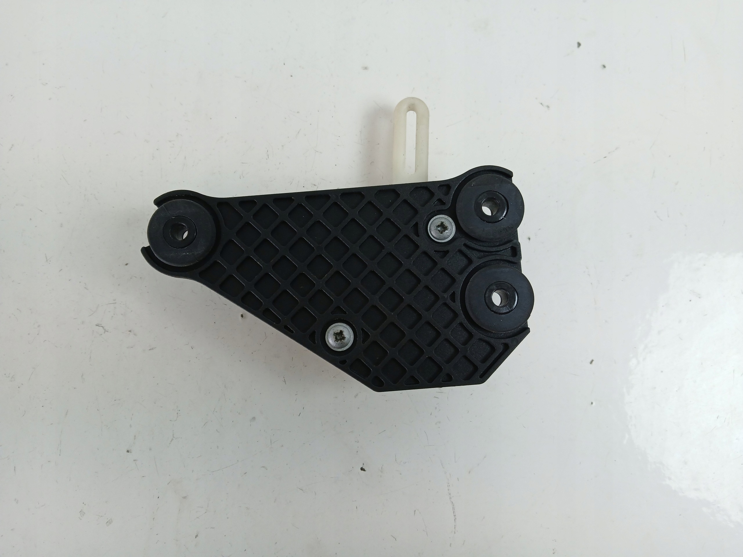 OPEL MERIVA A damper of a lock bonnet boot