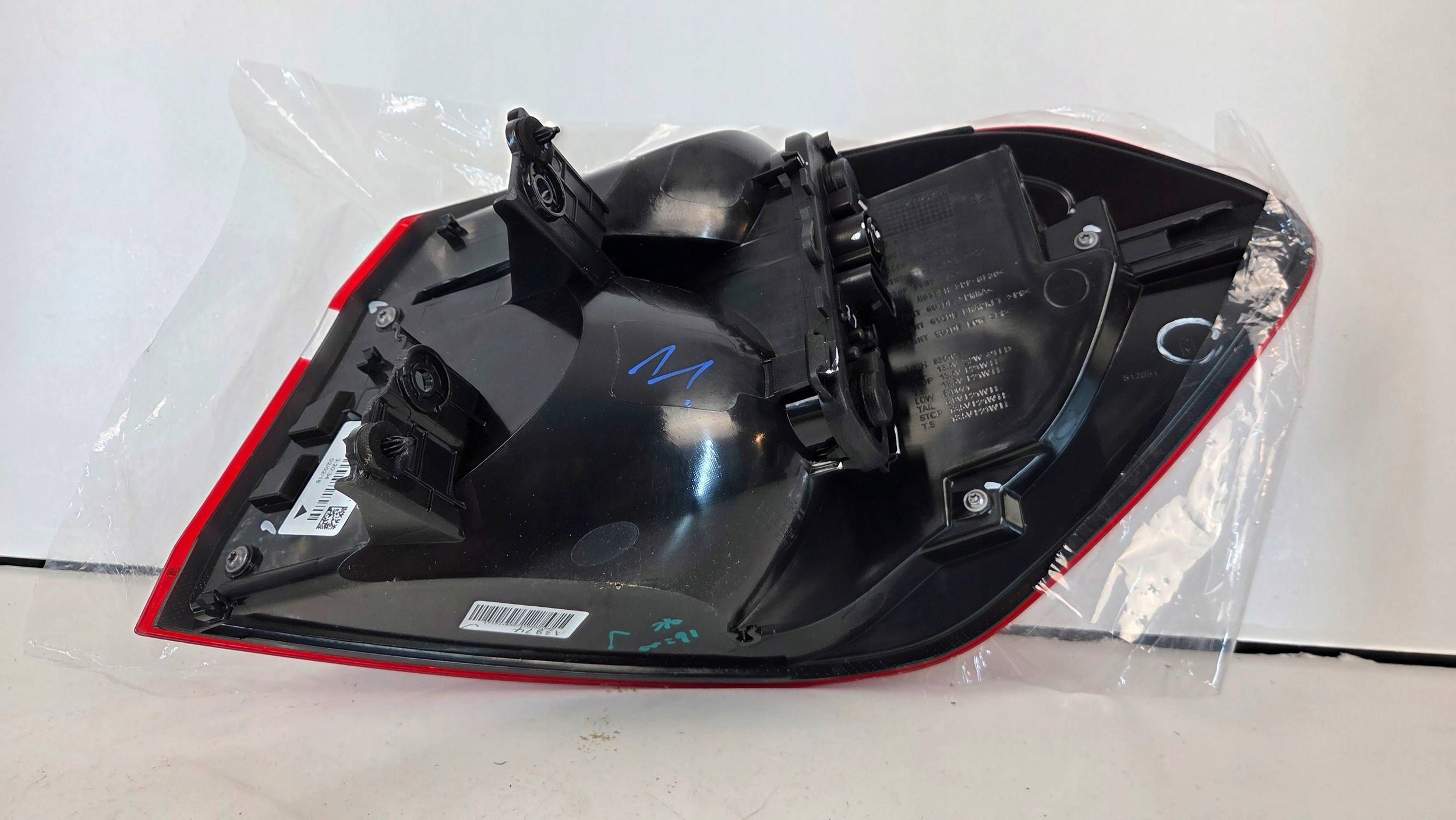 BMW 2 F45 Active Tourer LCI LIFT without ledu LOW light rear rear part left