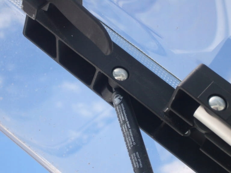 Mocowanie siłownika blokada okna Dometic Heki EAN (GTIN) 4041431015405