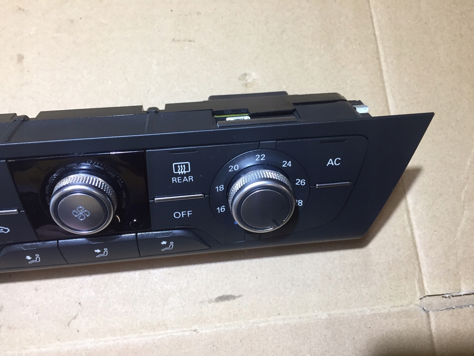 AUDI A6 C7 PANEL des lüfters klimaanlage 4G0820043AB