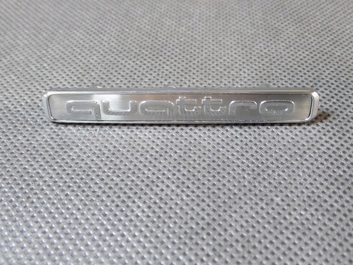 Audi S4 A4 B9 надпись 8W0853191