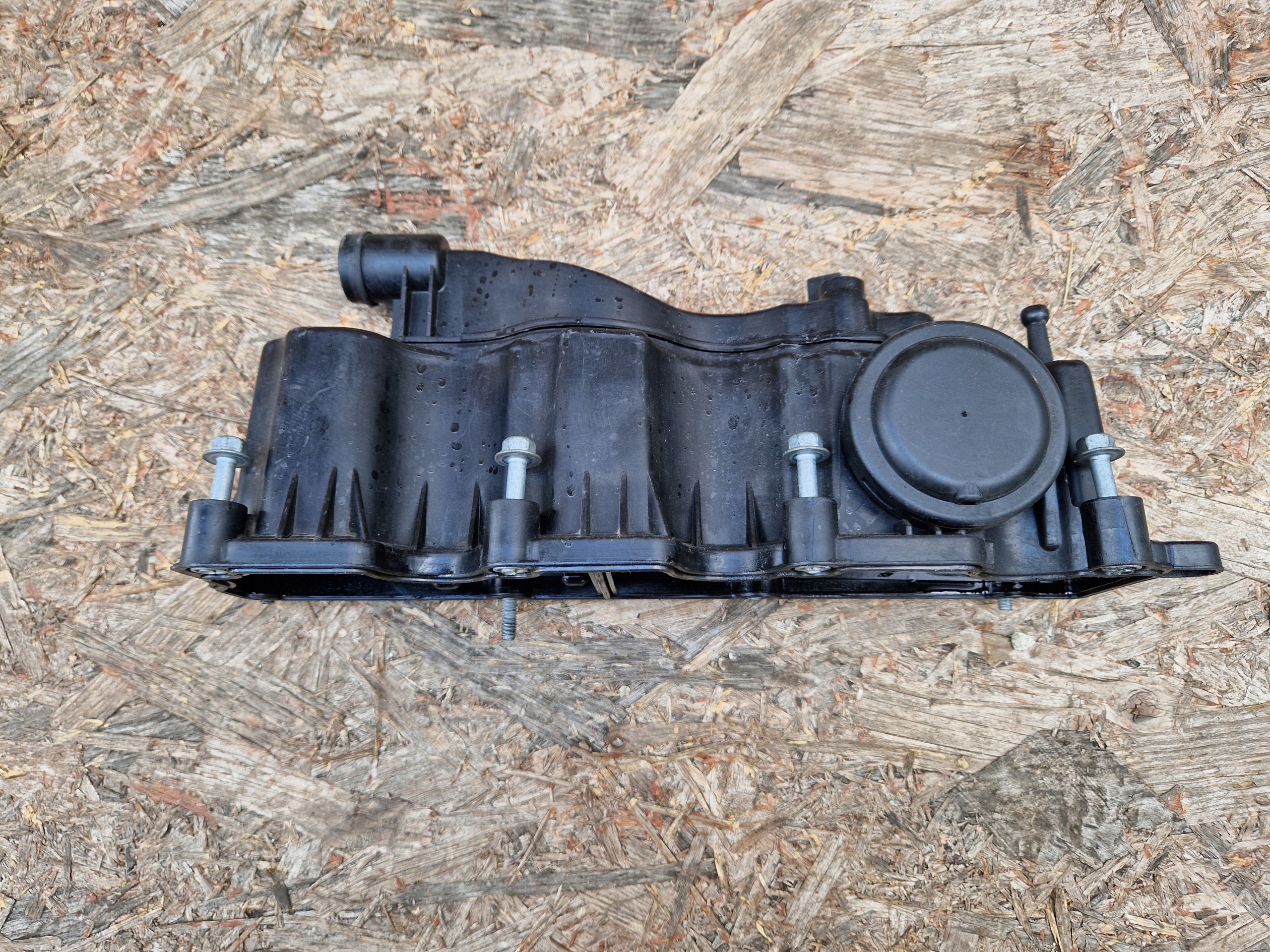 Abdeckung der Ventile LAND ROVER 2.0 D G4D3-6J014-BD