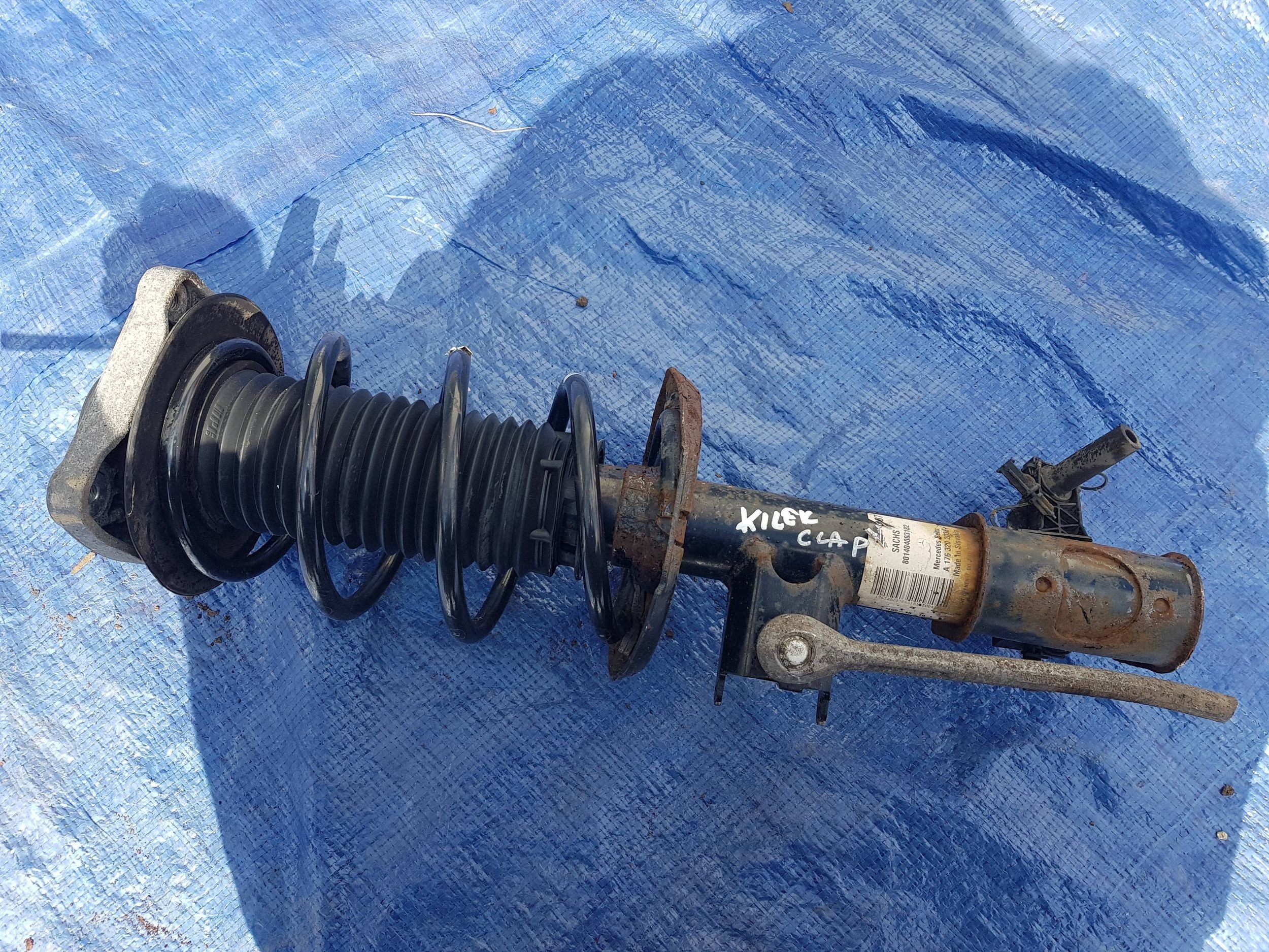 shock absorber front front right Mercedes CLA W117 W176 1763202038