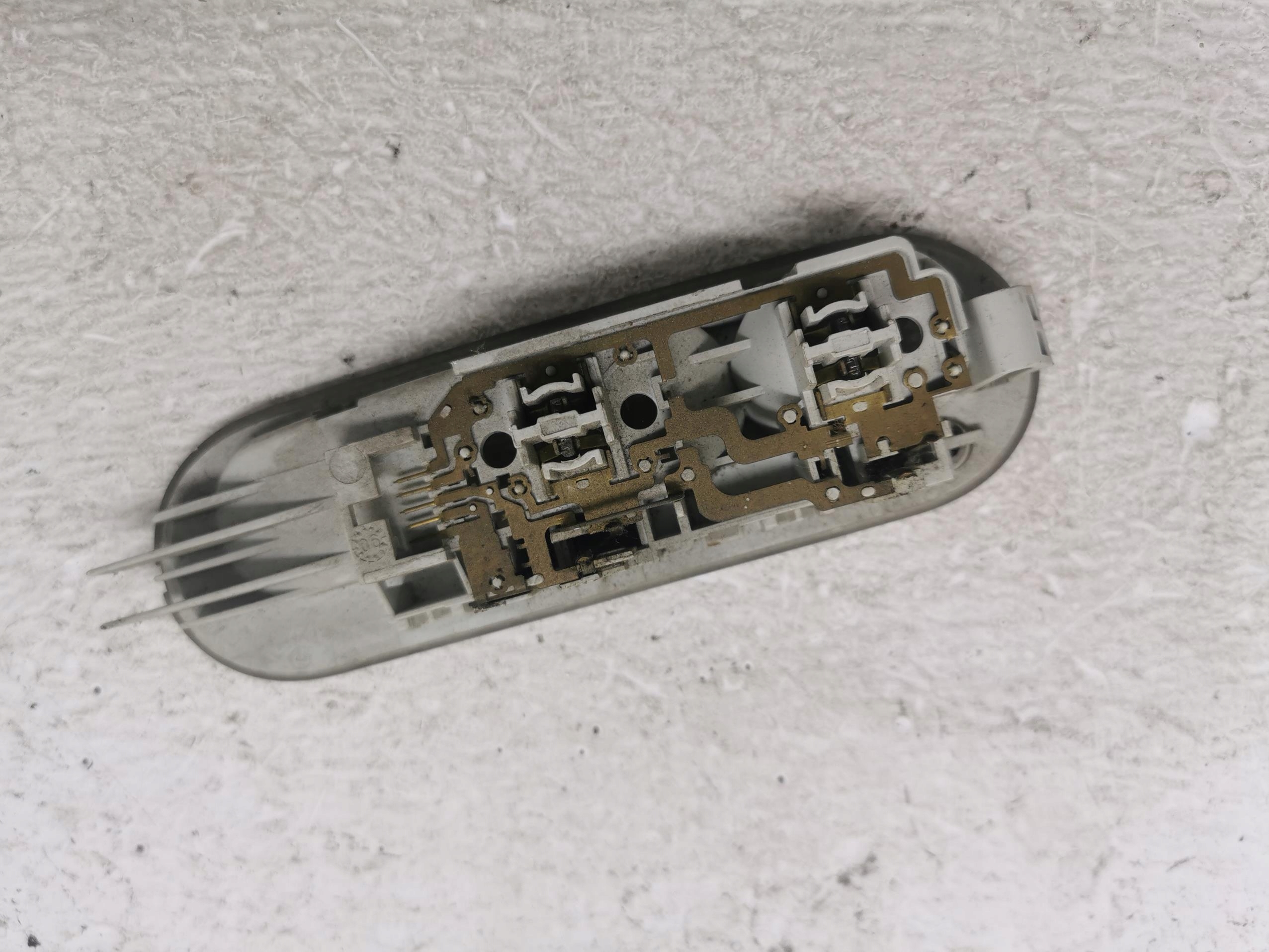 FANALE CIELO INTERNO RENAULT MODUS 04-12