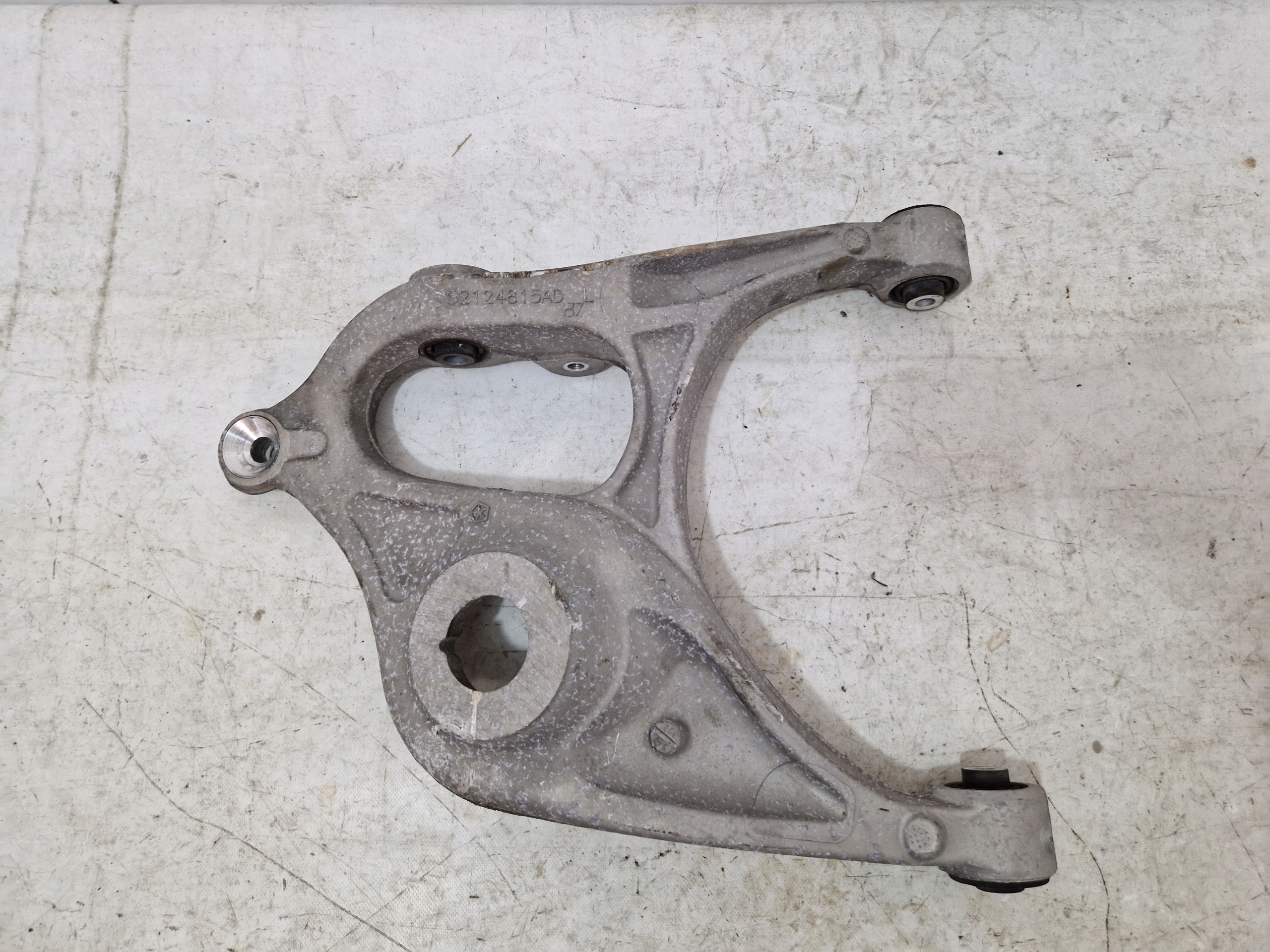 DODGE DURANGO III JEEP GRAND CHEROKEE WK2 Querlenker hinten heck links 52124815AD