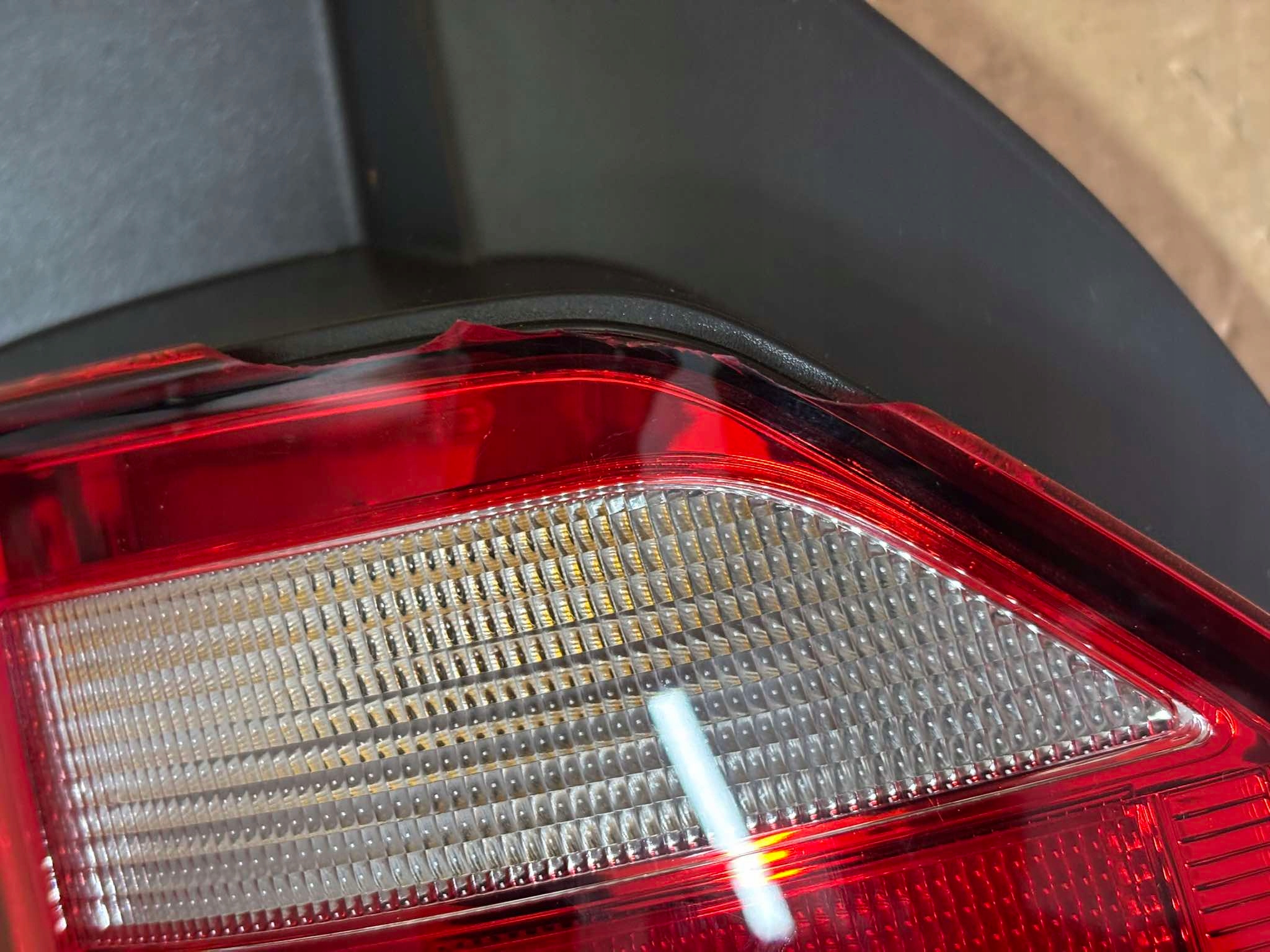 light left rear part VW TRANSPORTER 7E0945095AD