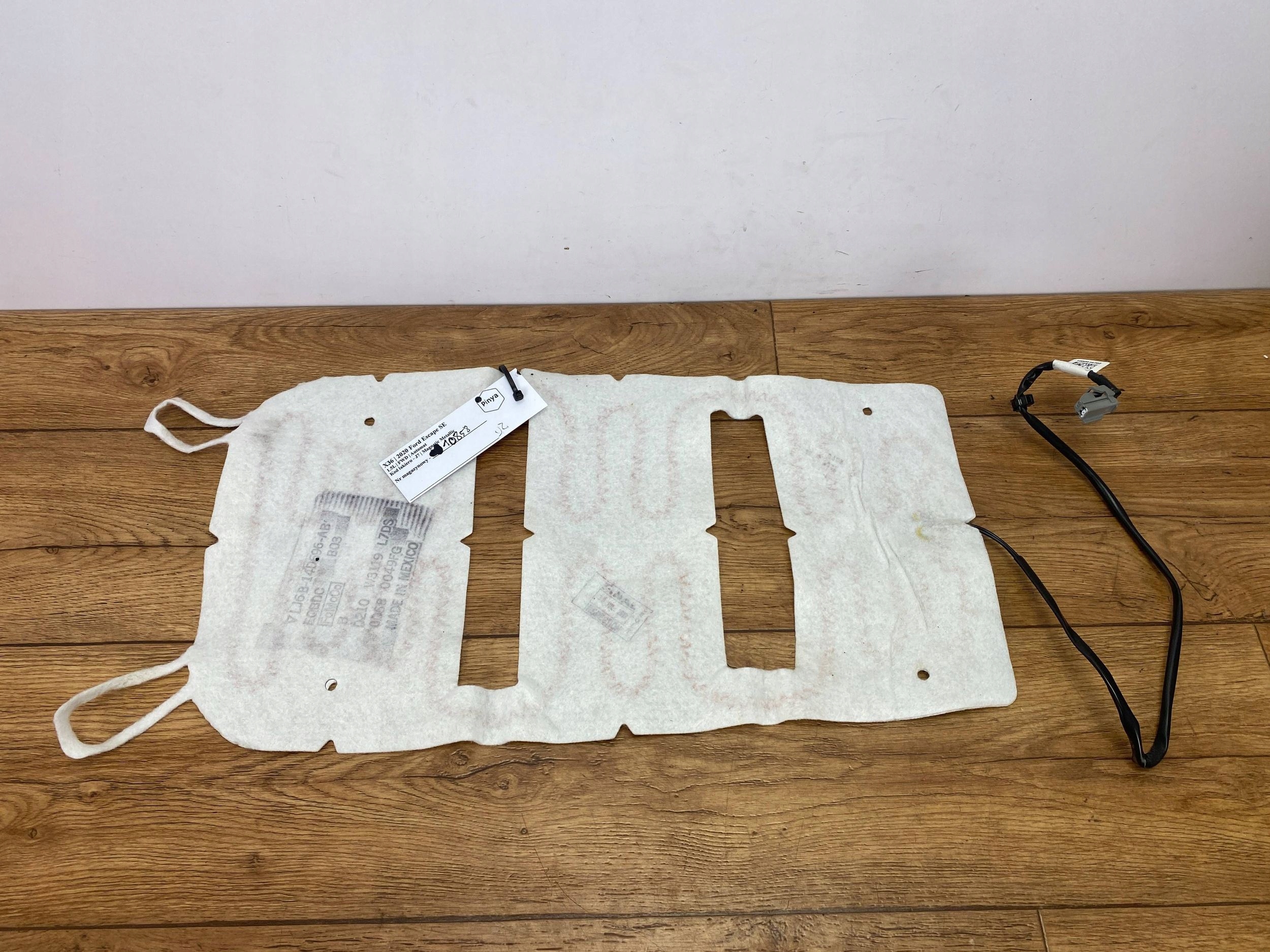 Podgrzewanie mata Sitze Ford Escape IV Kuga MK3 2020+