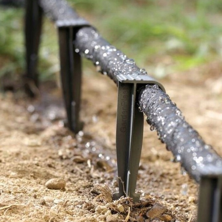 SZPILKI DO MONTAŻU RURY LINII KROPLUJĄCEJ 50 SZT CZARNE ZESTAW Stan opakowania oryginalne