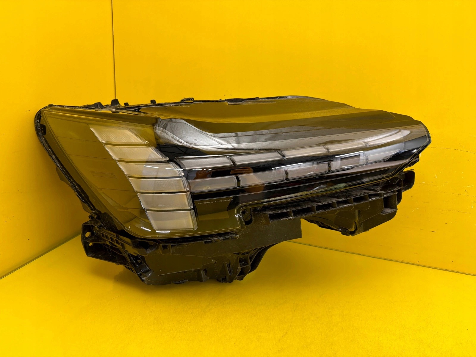 light right front Volvo EX90 Full Led 2024 32450063