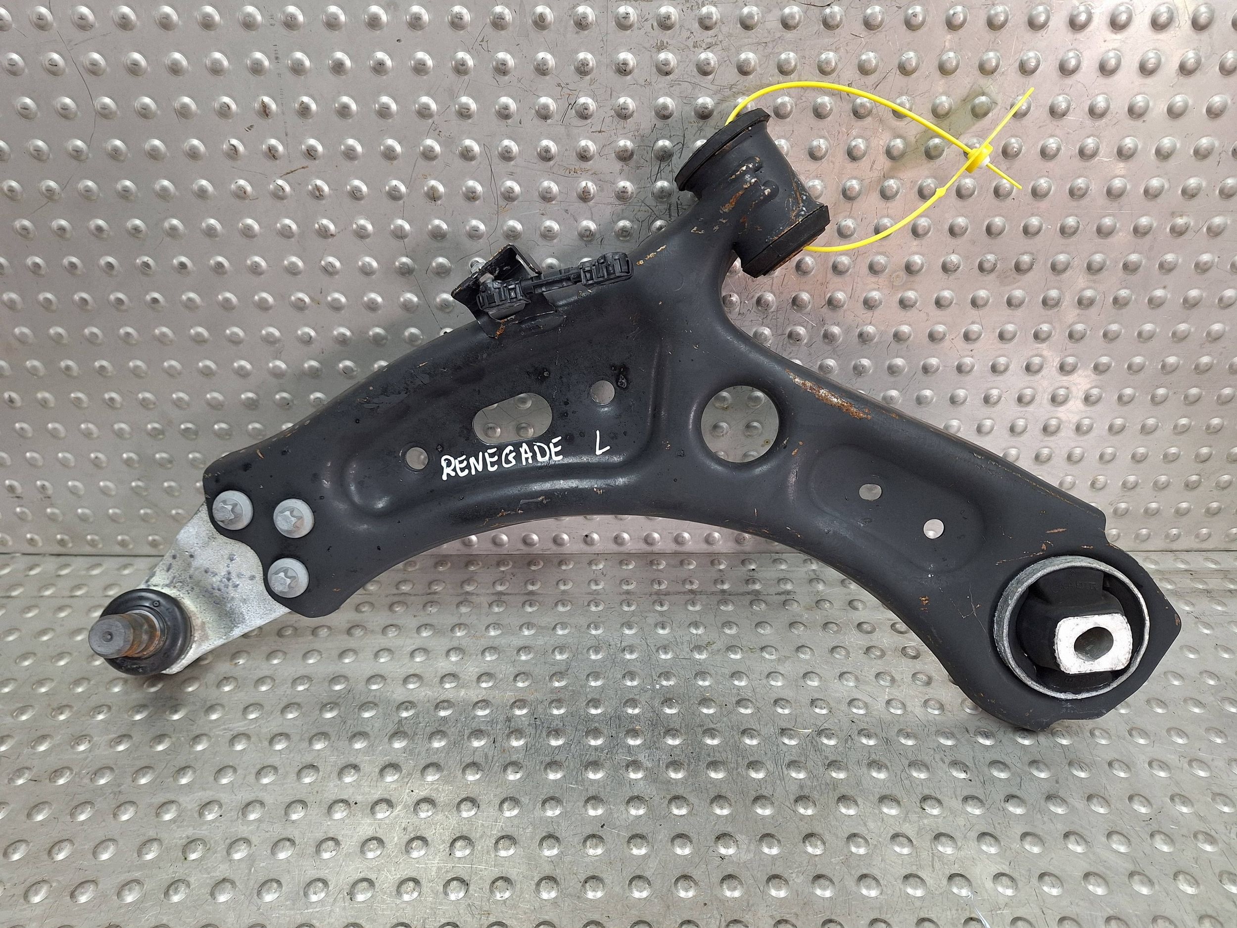vilica lijevi prednji dio JEEP RENEGADE 500X LIFT 18