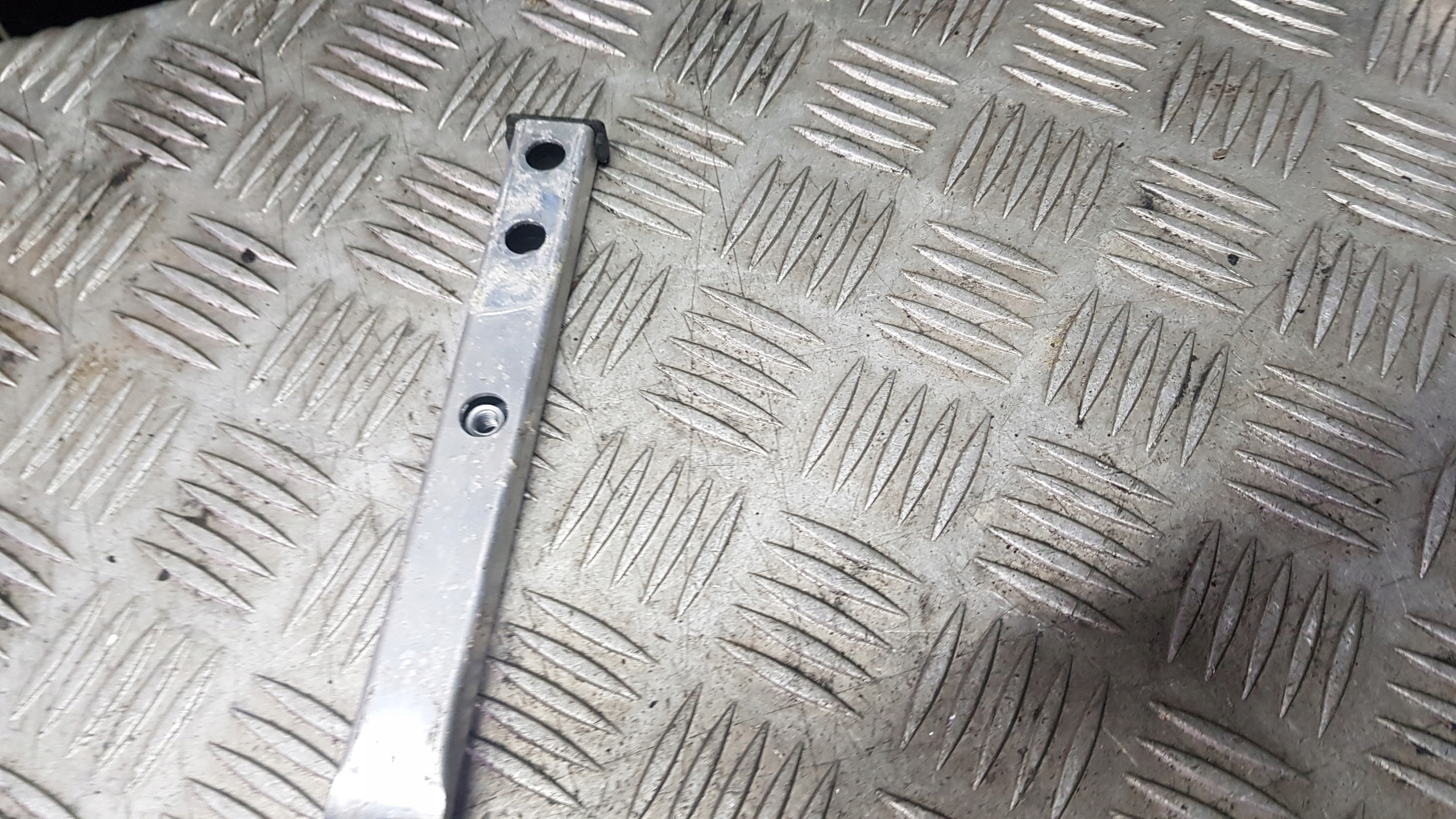 AUDI A8 D3 sider console brace KIELICHOW 4E1805253F