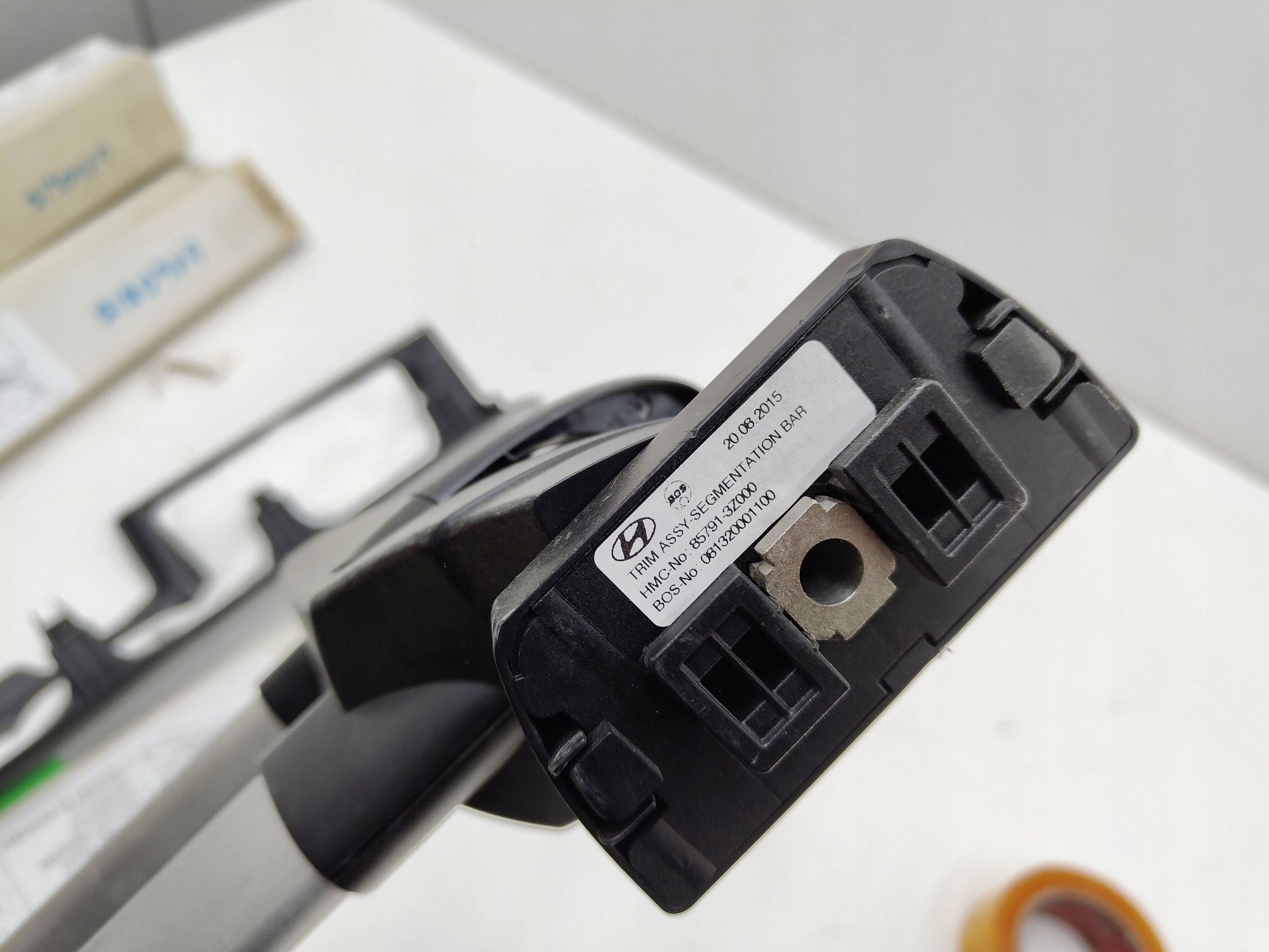 kia OPTIMA IV перегородка багажника оригинал 857913Z000