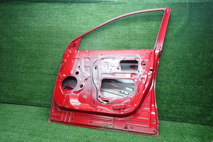 TOYOTA RAV4 12- door right front front