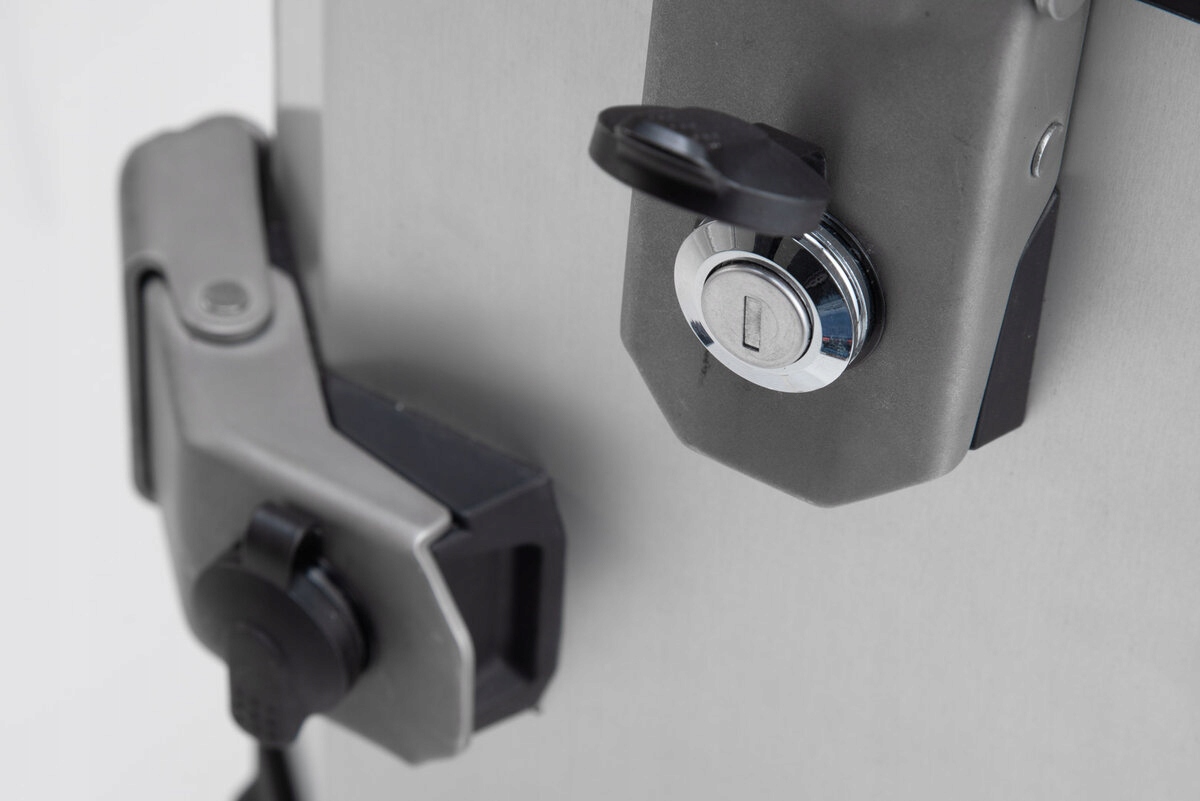 

Zamki Do Kufrów Trax Ion/evo/adv 2 Szt. 2 Klucze