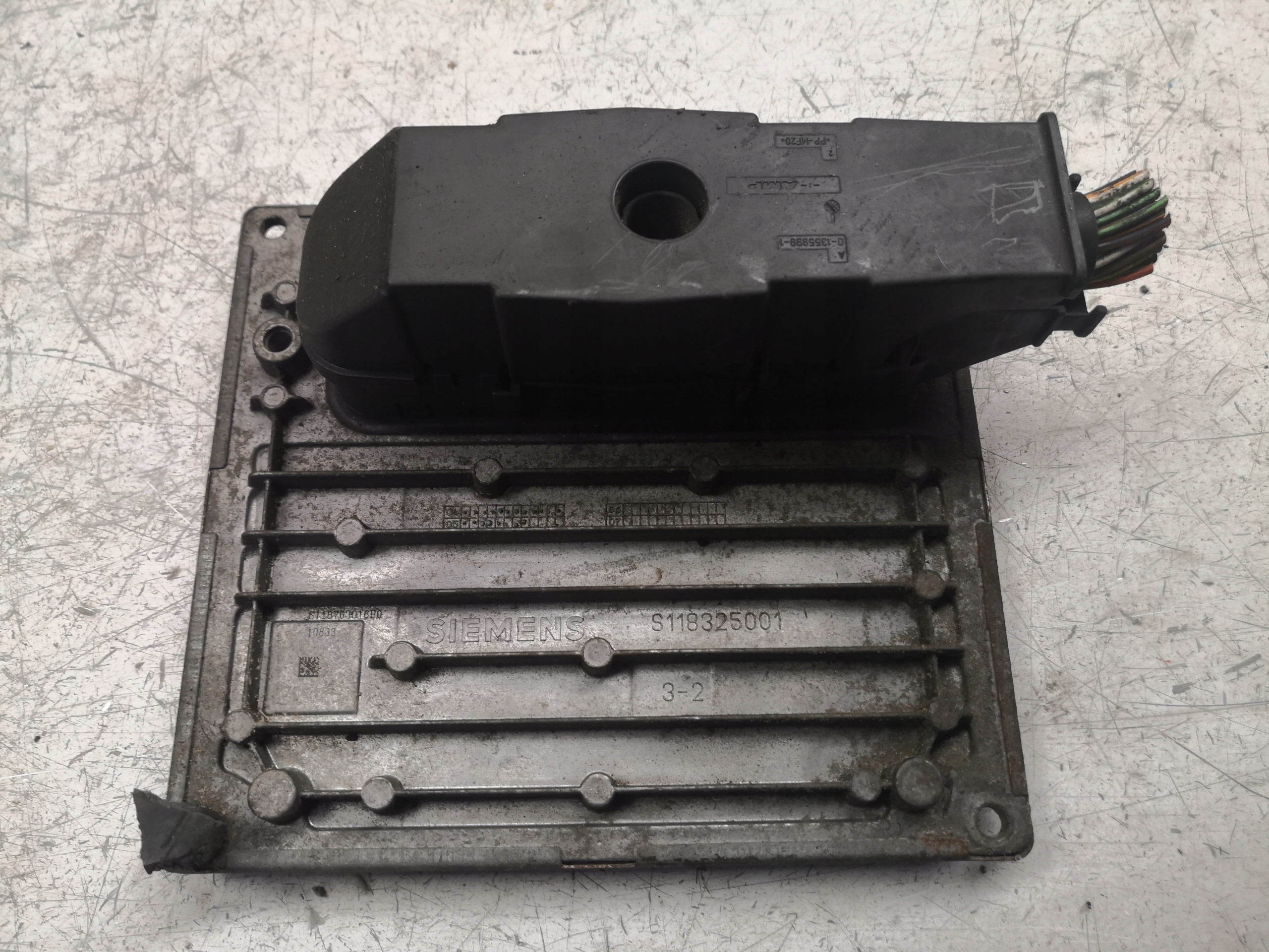 computer Motore FORD FIESTA MK6 6S61-12A650-PB