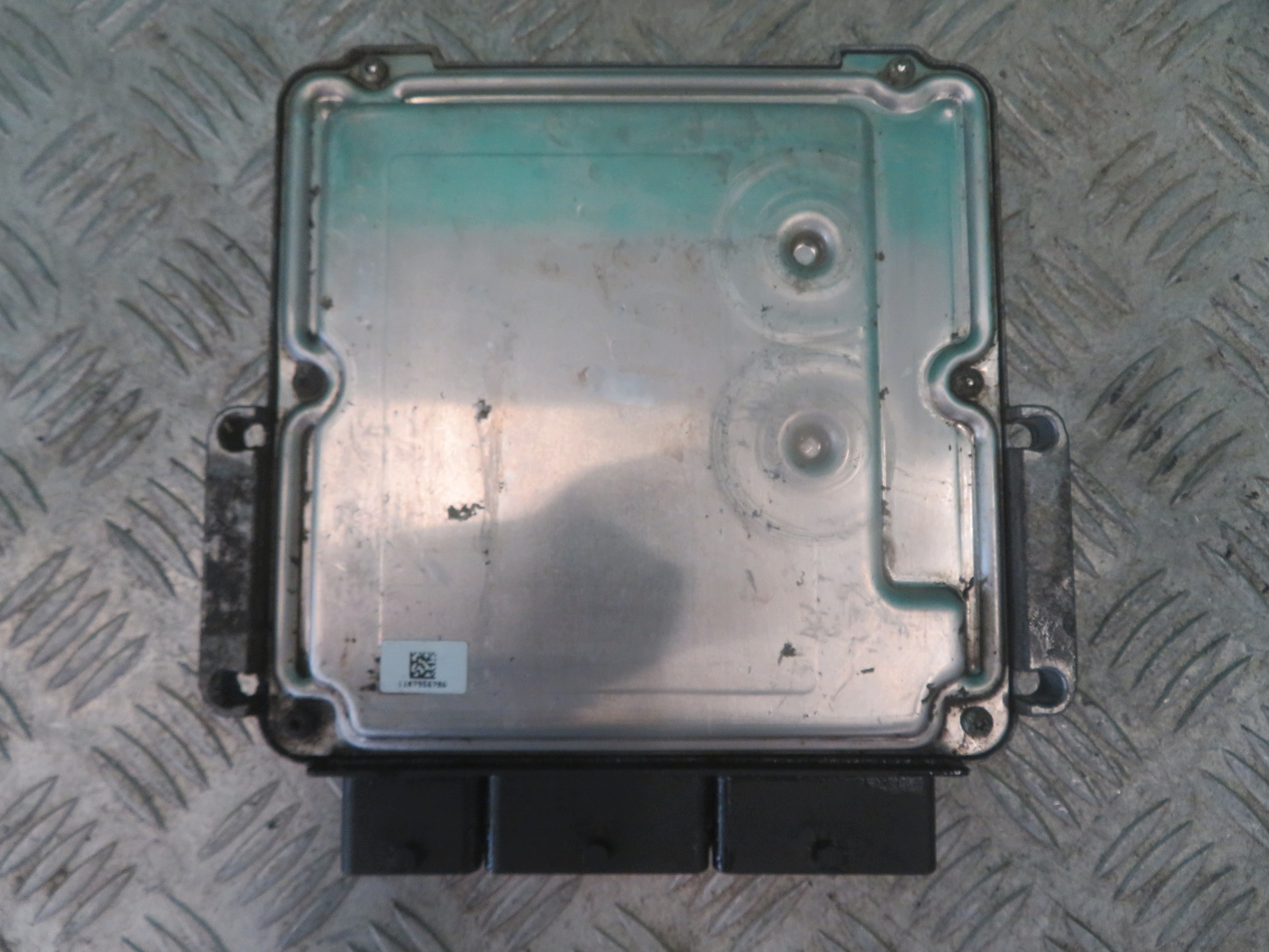 computer control unit of the engine MASTER MOVANO NV400 2.3 16R 0281030576