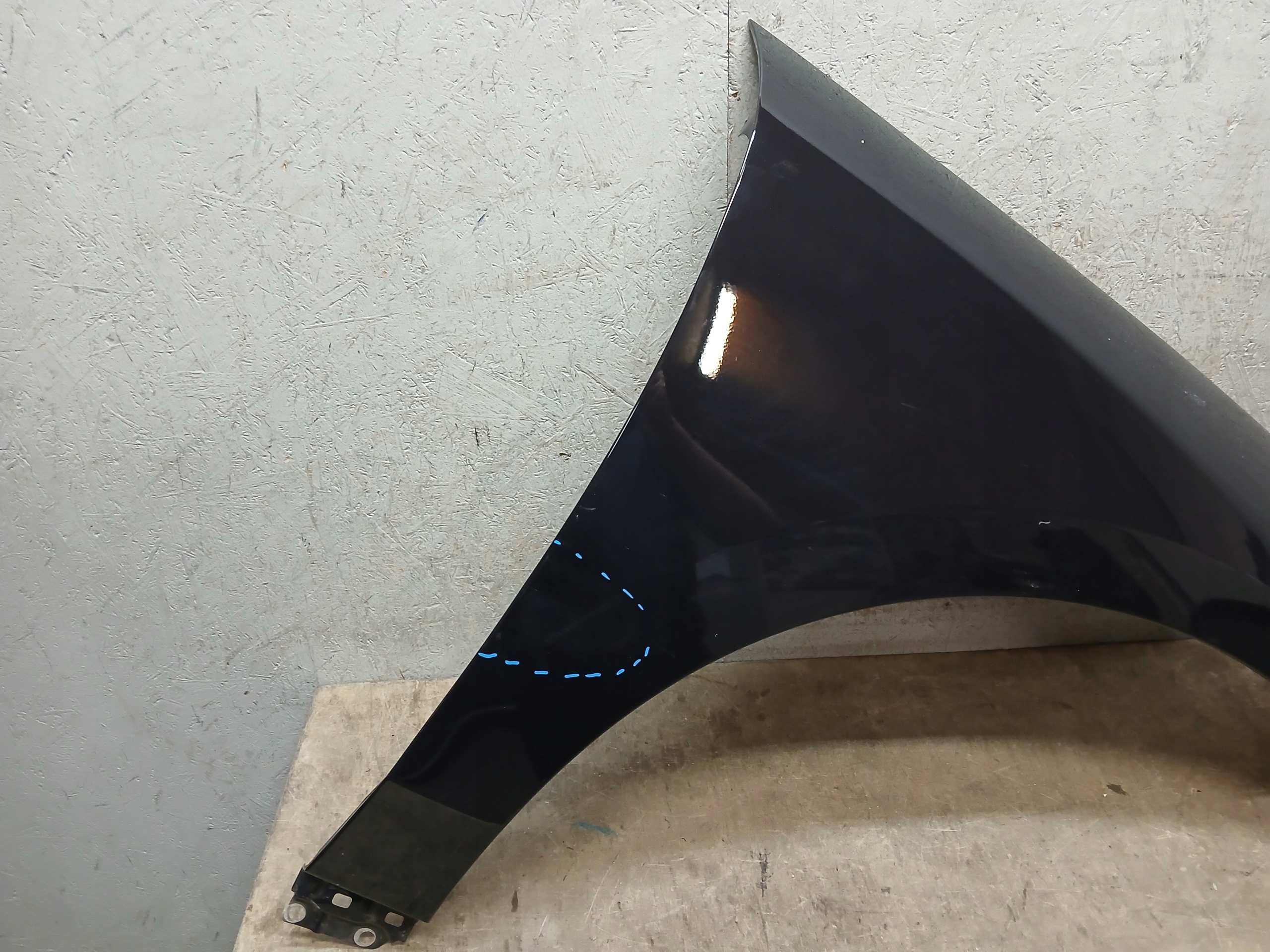 fender front right HYUNDAI IONIQ VI 6