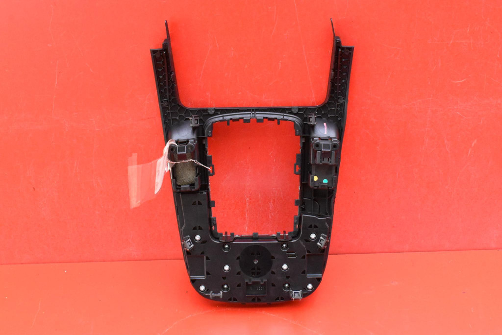 PILOT control panel RADIA 8T0919609 button electric brake AUDI A4 B8