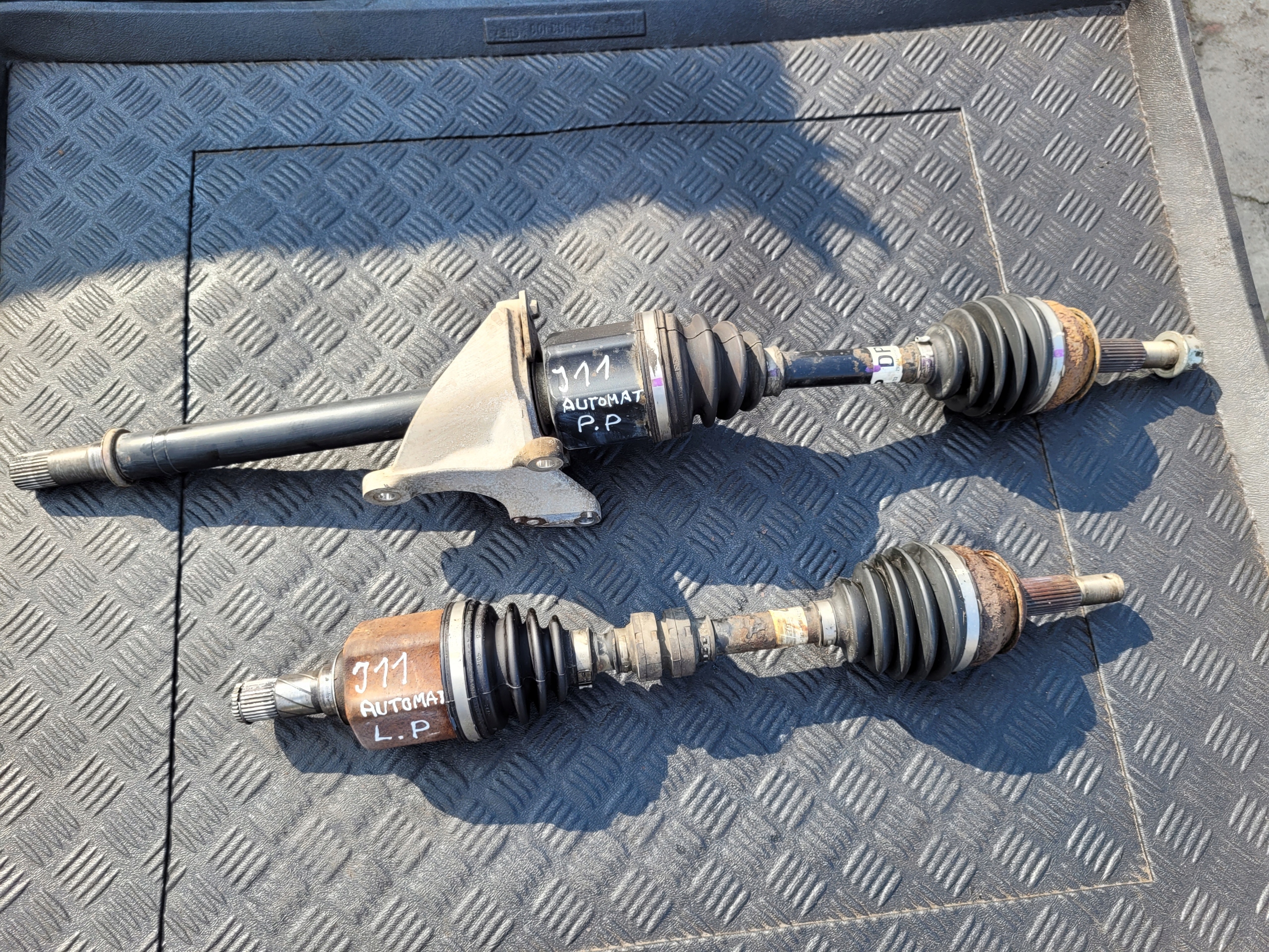 semi-axis front front right NISSAN QASHQAI II 2 J11 1.6 DCI AUTOMAT