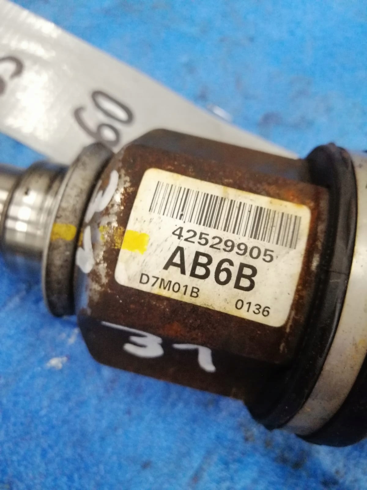 semi-axis left OPEL KARL 42529905 AB6B 1.0 B 2019R