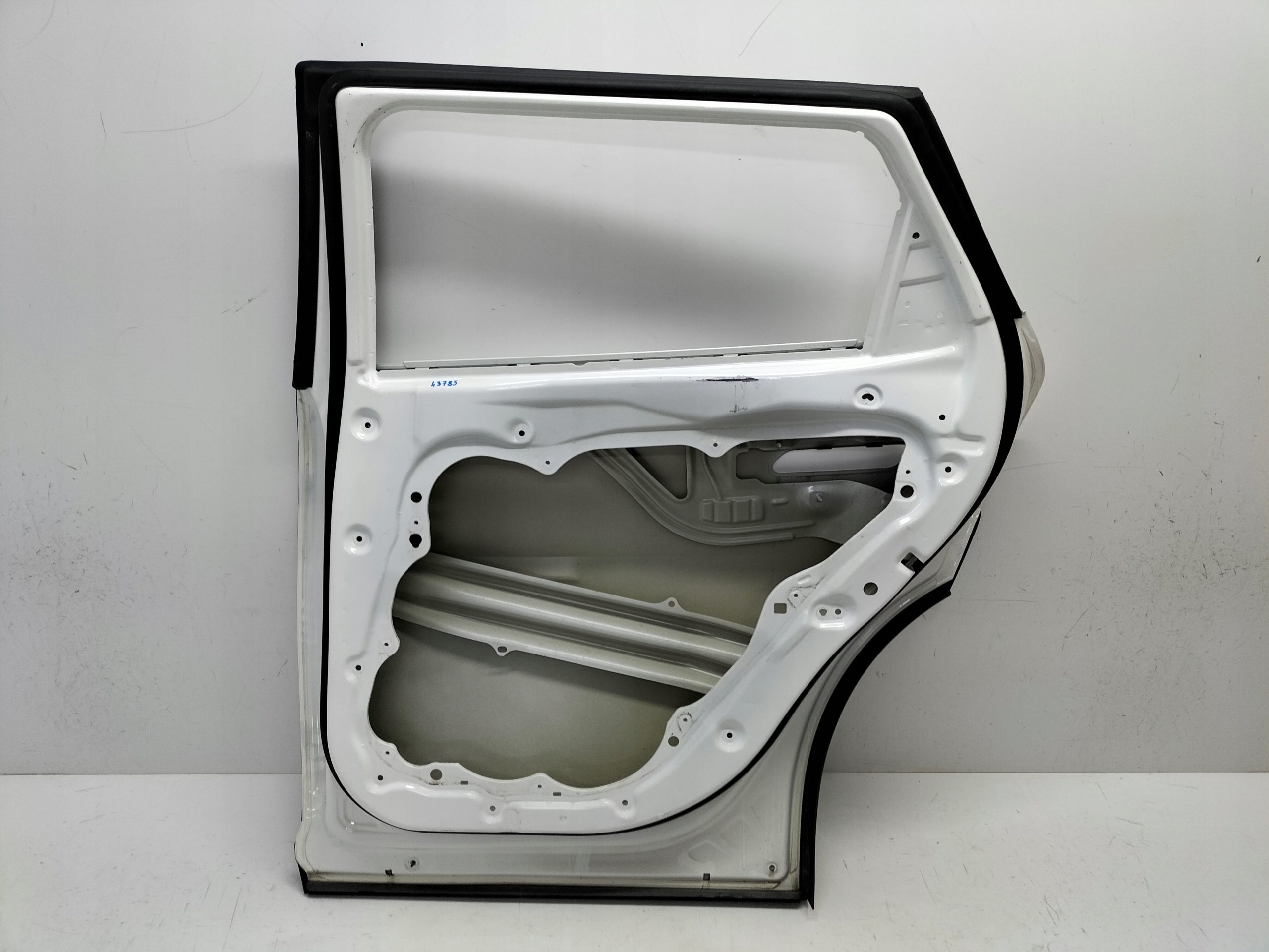door rear. rear part right KIA EV6 21