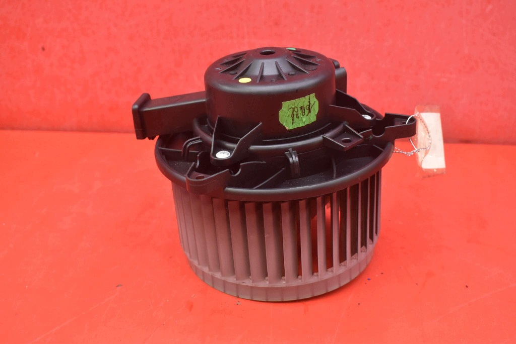 DMUCHAWA Lüfter des lüfters EU 52426734 OPEL INSIGNIA A 08-14