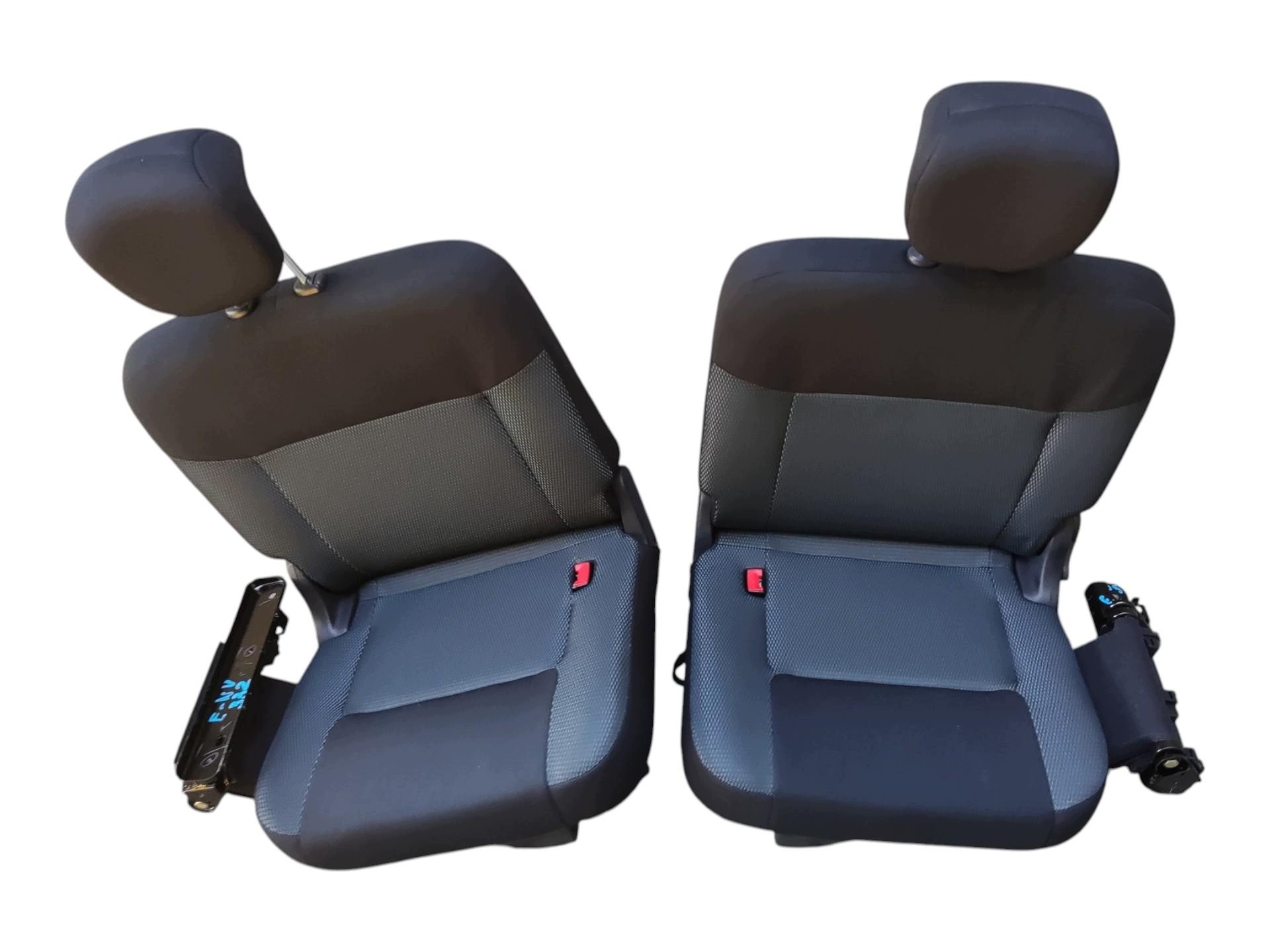 siège sièges arrière 3 III rangée NISSAN NV200 E-NV200 2014-2021