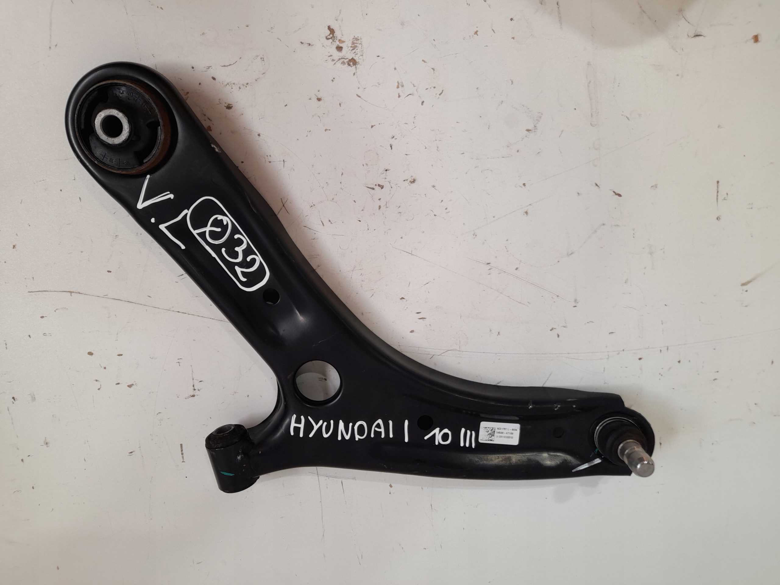 HYUNDAI I10 III arm front left 54500-K7100
