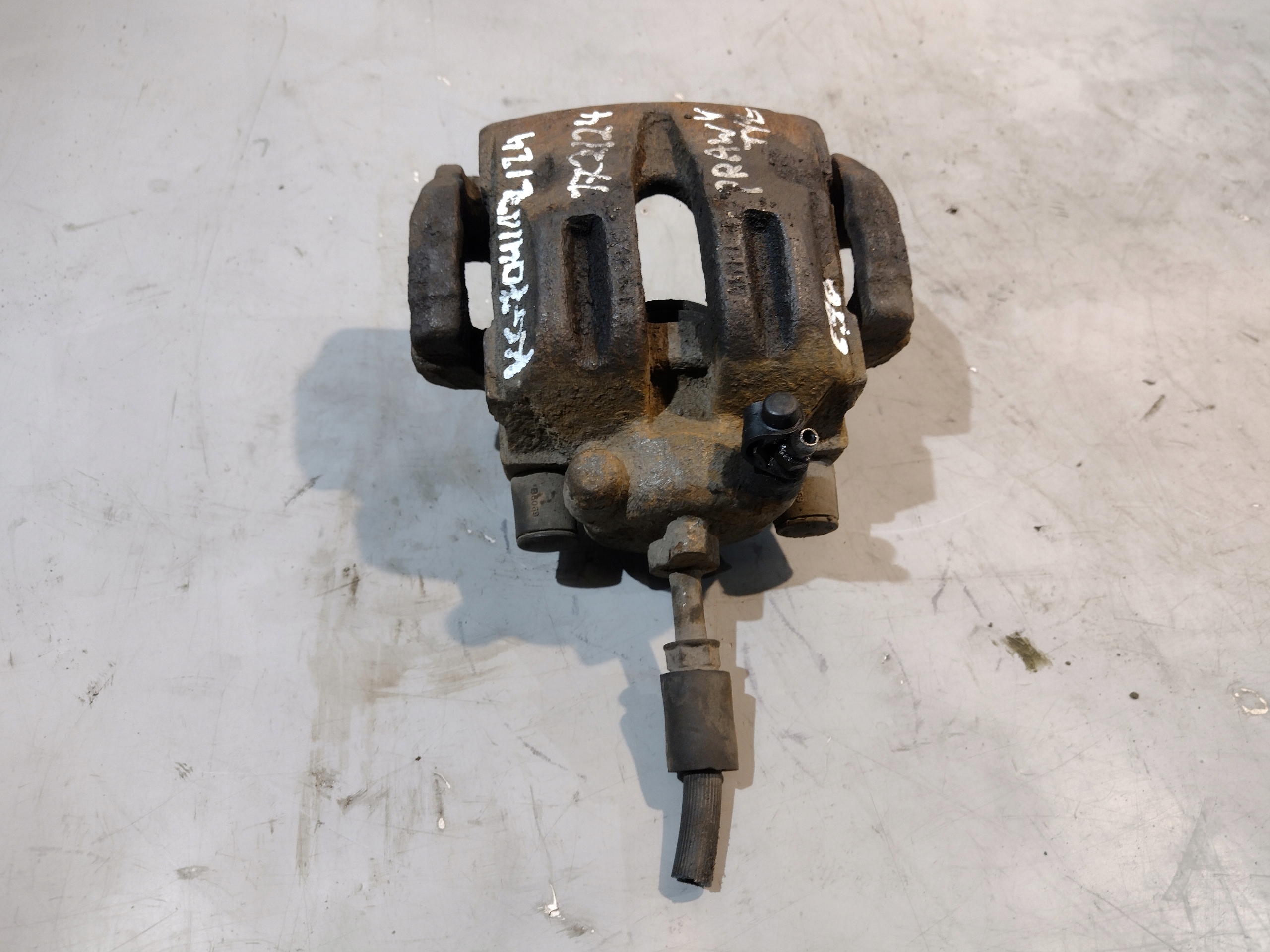 caliper brake right rear part BMW E90 2,0D (M47)