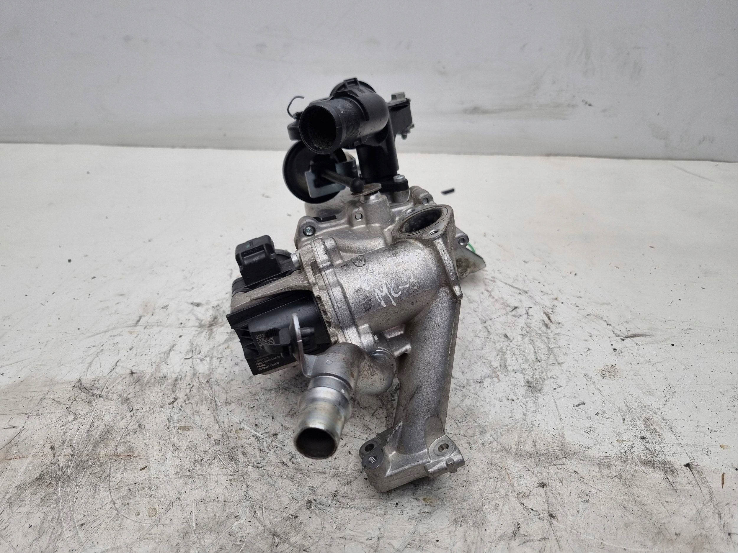 Abgaskuehler AGR AGR-Ventil FM5Q-9D475-AA02 FORD KUGA MK2 TRANSIT CONNECT