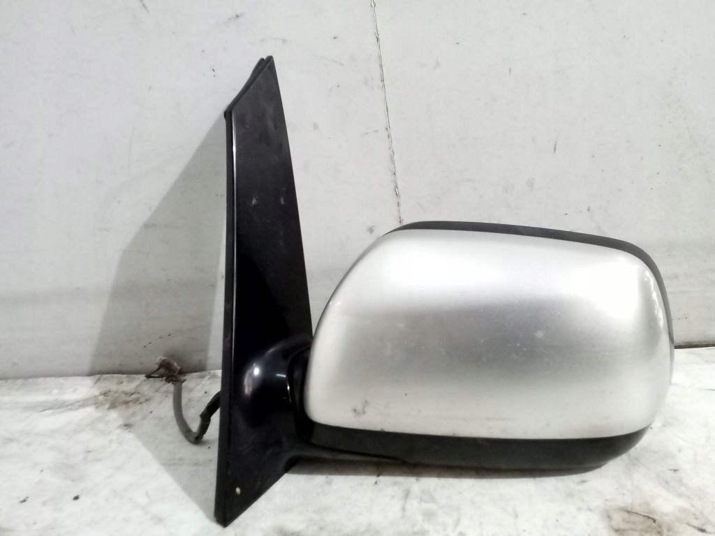 Toyota Avensis Verso mirror left elekt 7 PIN