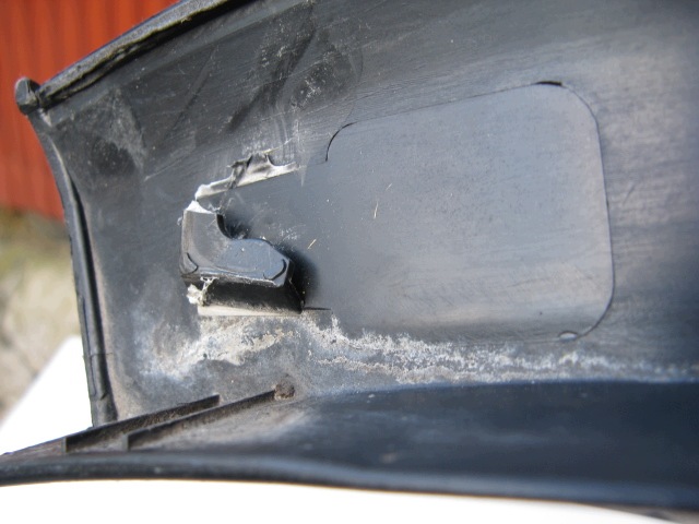 cap for fender left rear part SUZUKI SX4