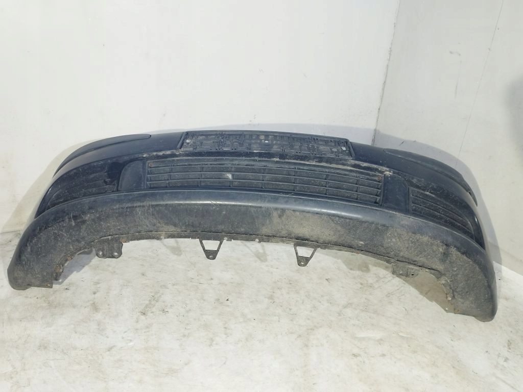 VW Golf V 5 nárazník předek přední