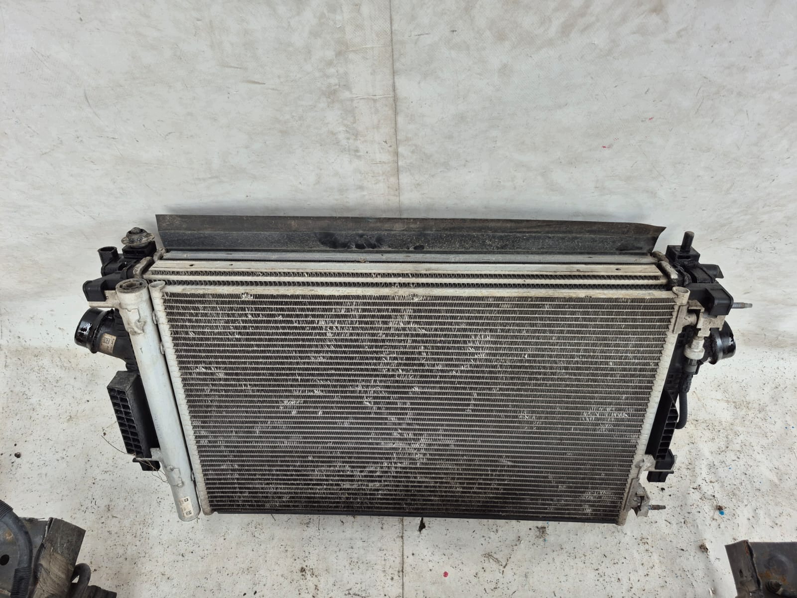 OPEL ZAFIRA C 11- front body wall front pillar iron radiator
