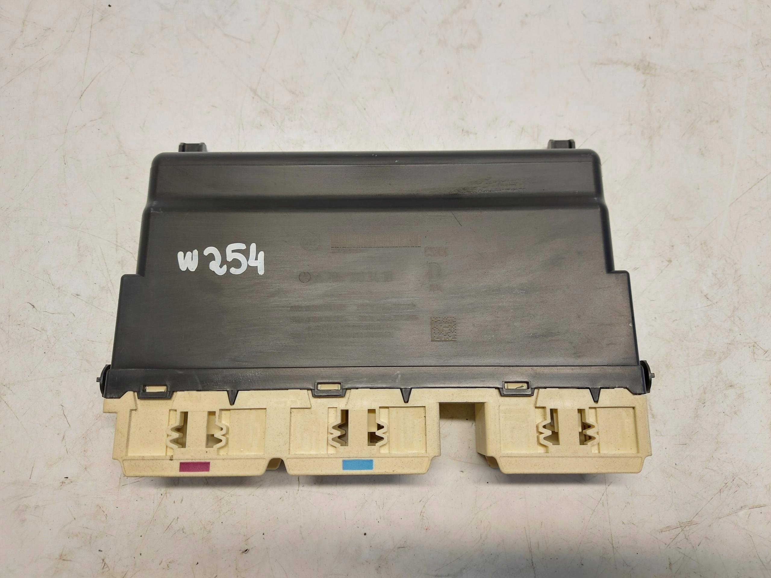 Mercedes W254 GLC 220d module control unit A2069003418