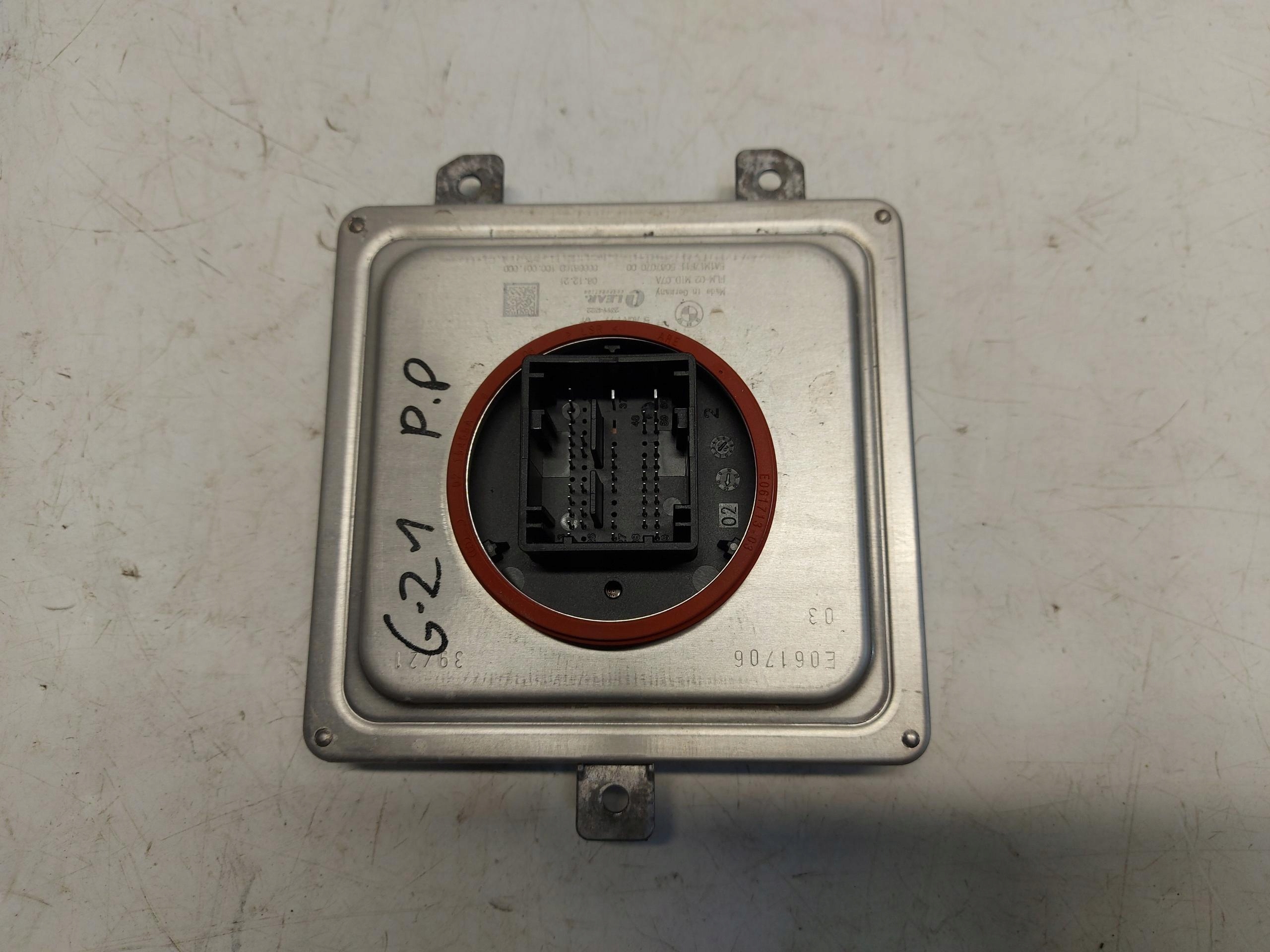 BMW G21 G20 Kombi 330e control unit module control unit lights right 5a0af99