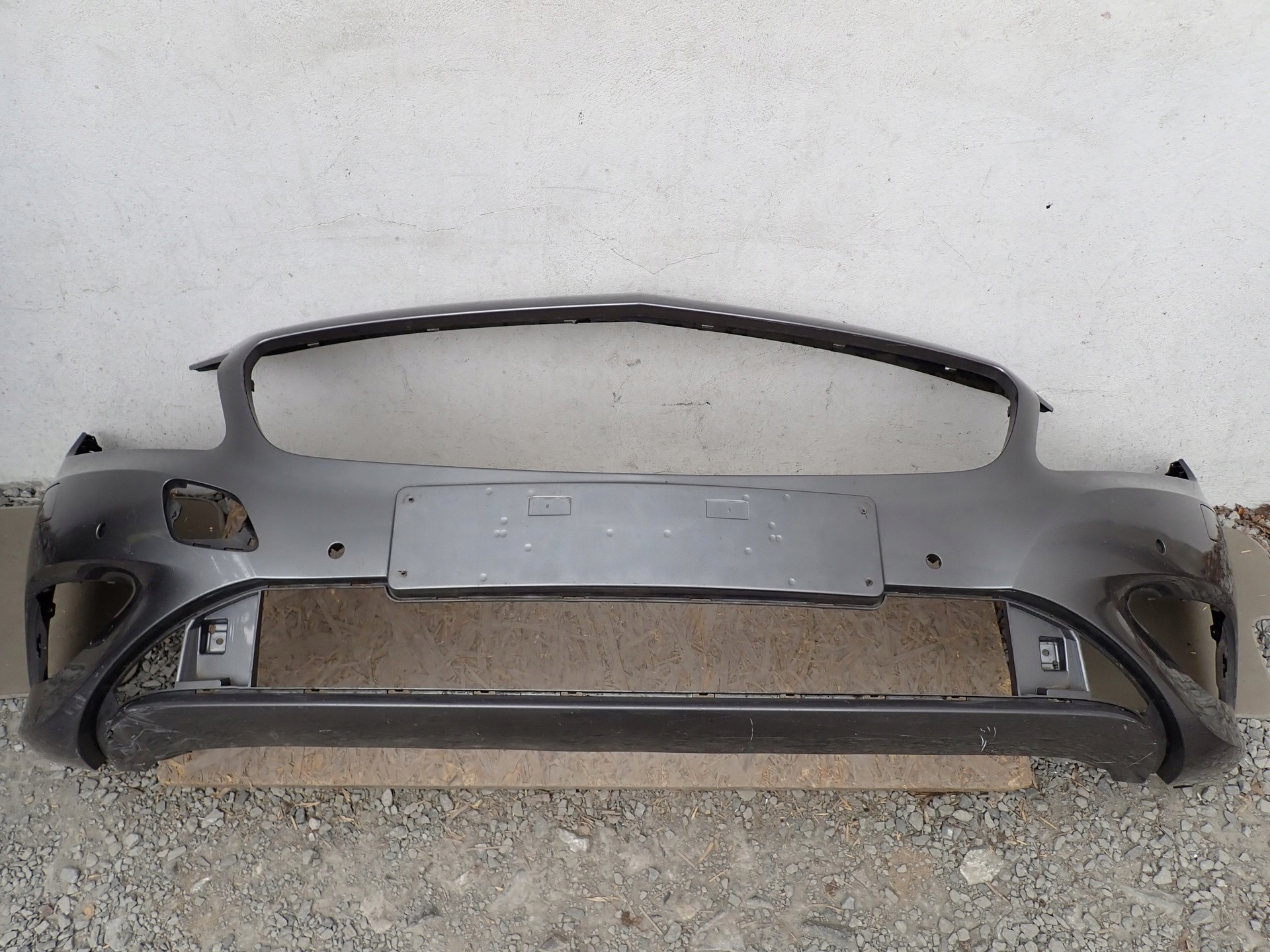 bumper front front MERCEDES A KLASA 176 2012-2015R A1768850025
