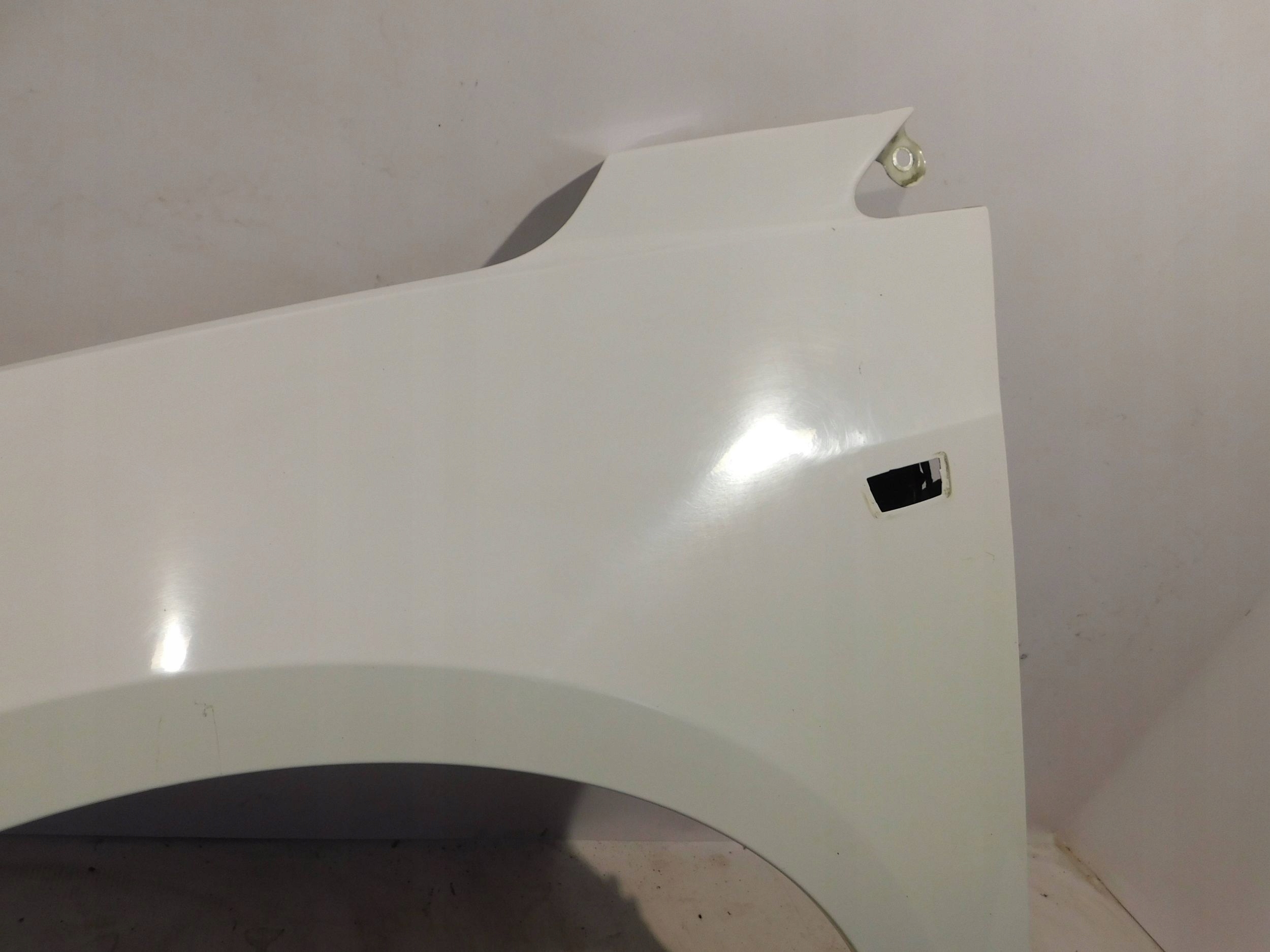 fender front front left CHEVROLET CRUZE 09