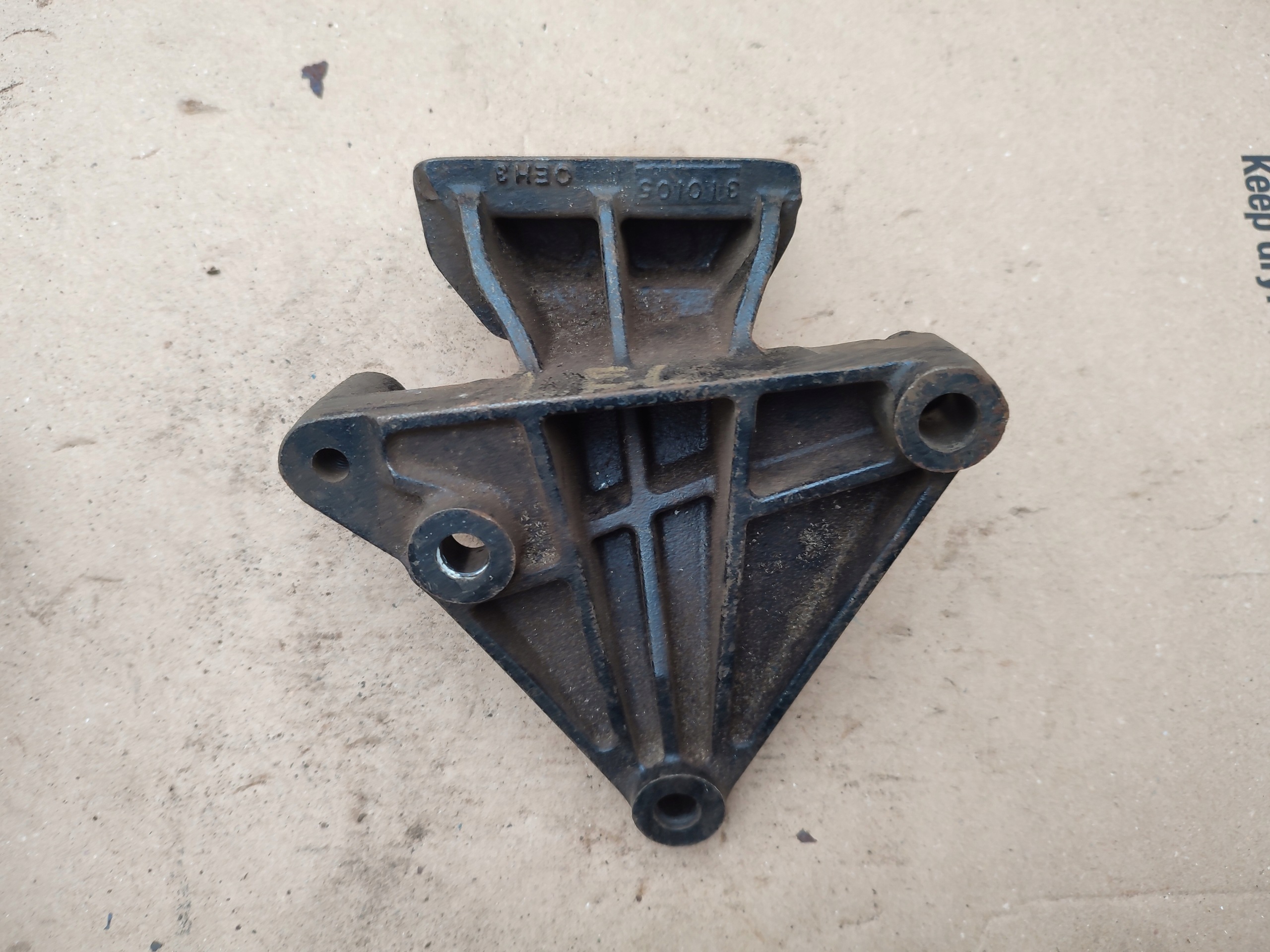 engine mount OPEL ZAFIRA ASTRA VECTRA 2.0 T 55350845