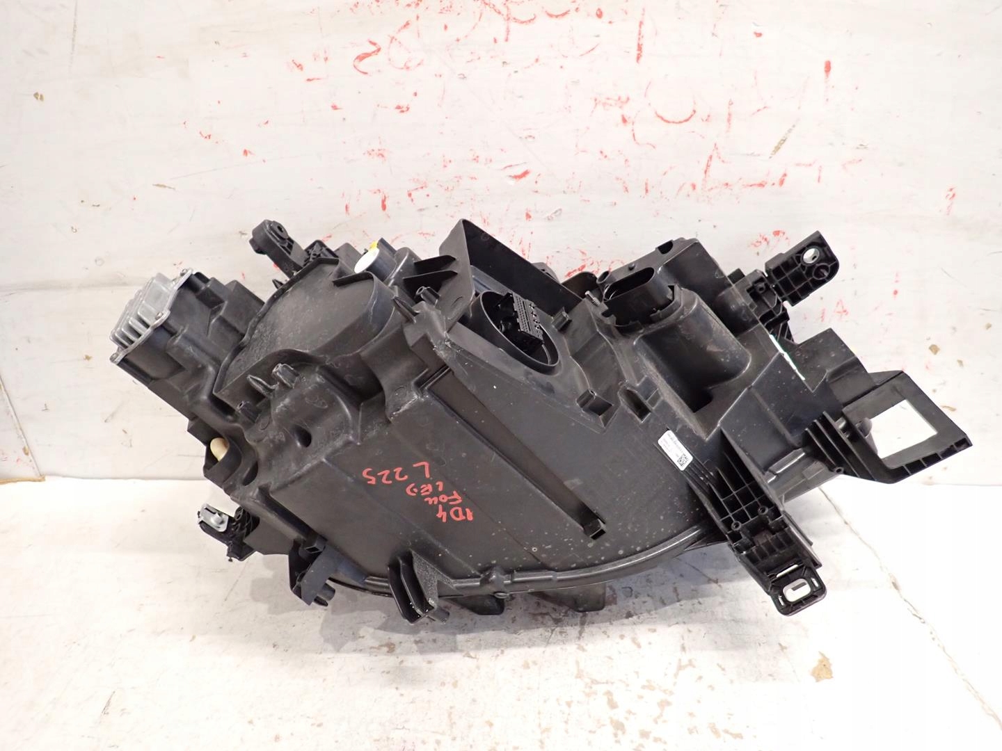 light front front left VW ID4 2020- FULL LED 11A941035N