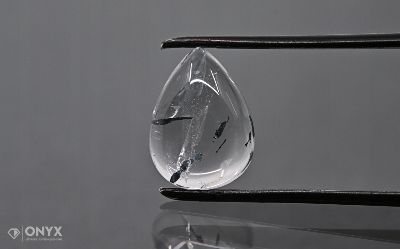 Jahodový křemen kabošon slza 15,6x11,5 mm