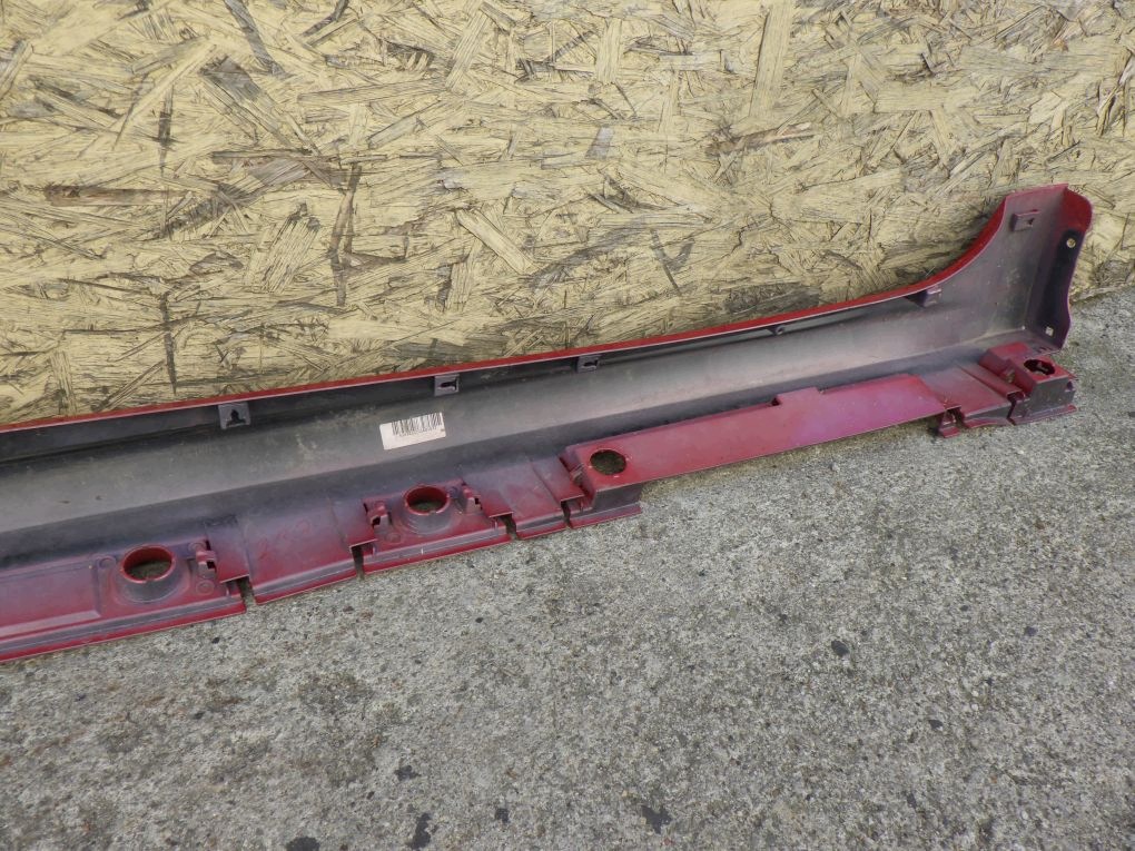 TOYOTA COROLLA E21 sedan 2018- moulding threshold threshold right