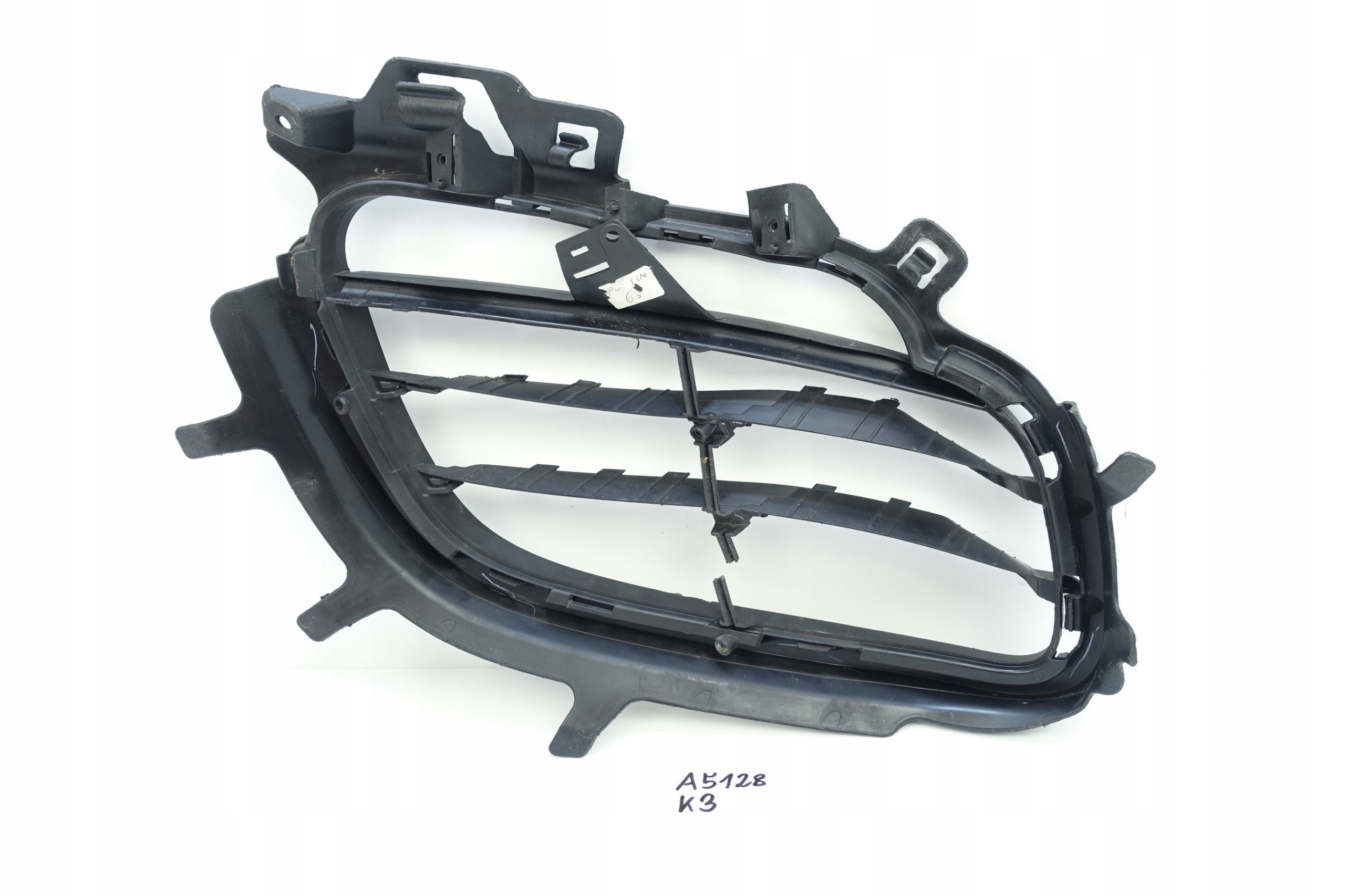 grid of a bumper left front PORSCHE BOXSTER 981 98150556300